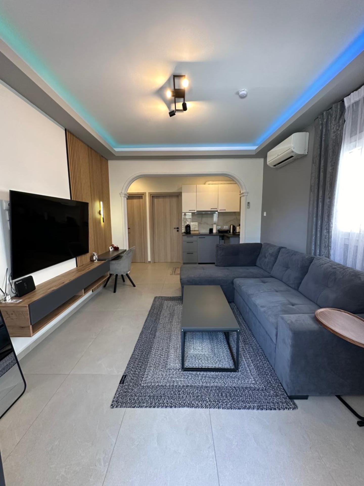 BelAir Luxury Living - 'The One Villa'