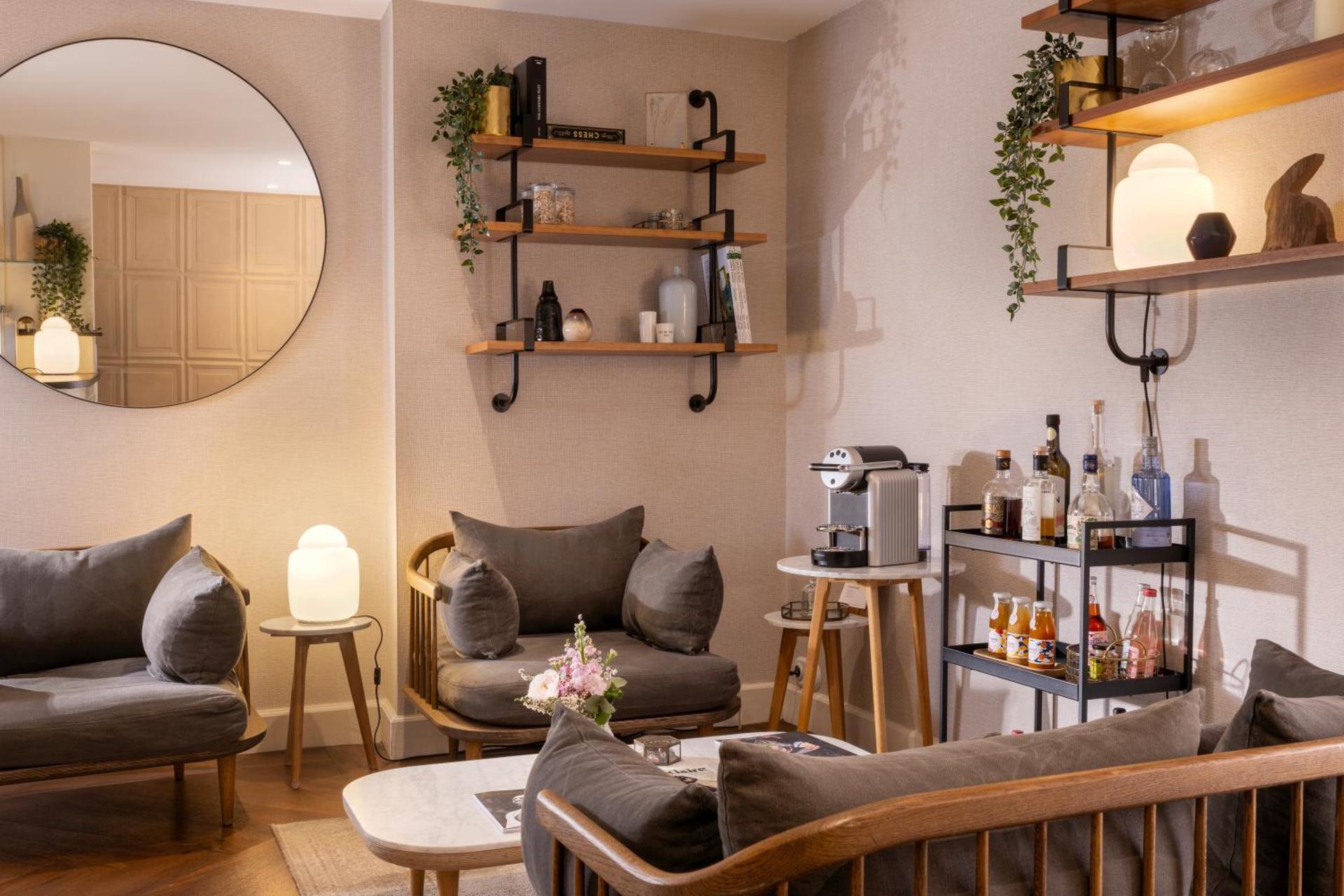 Coffee/tea facilities