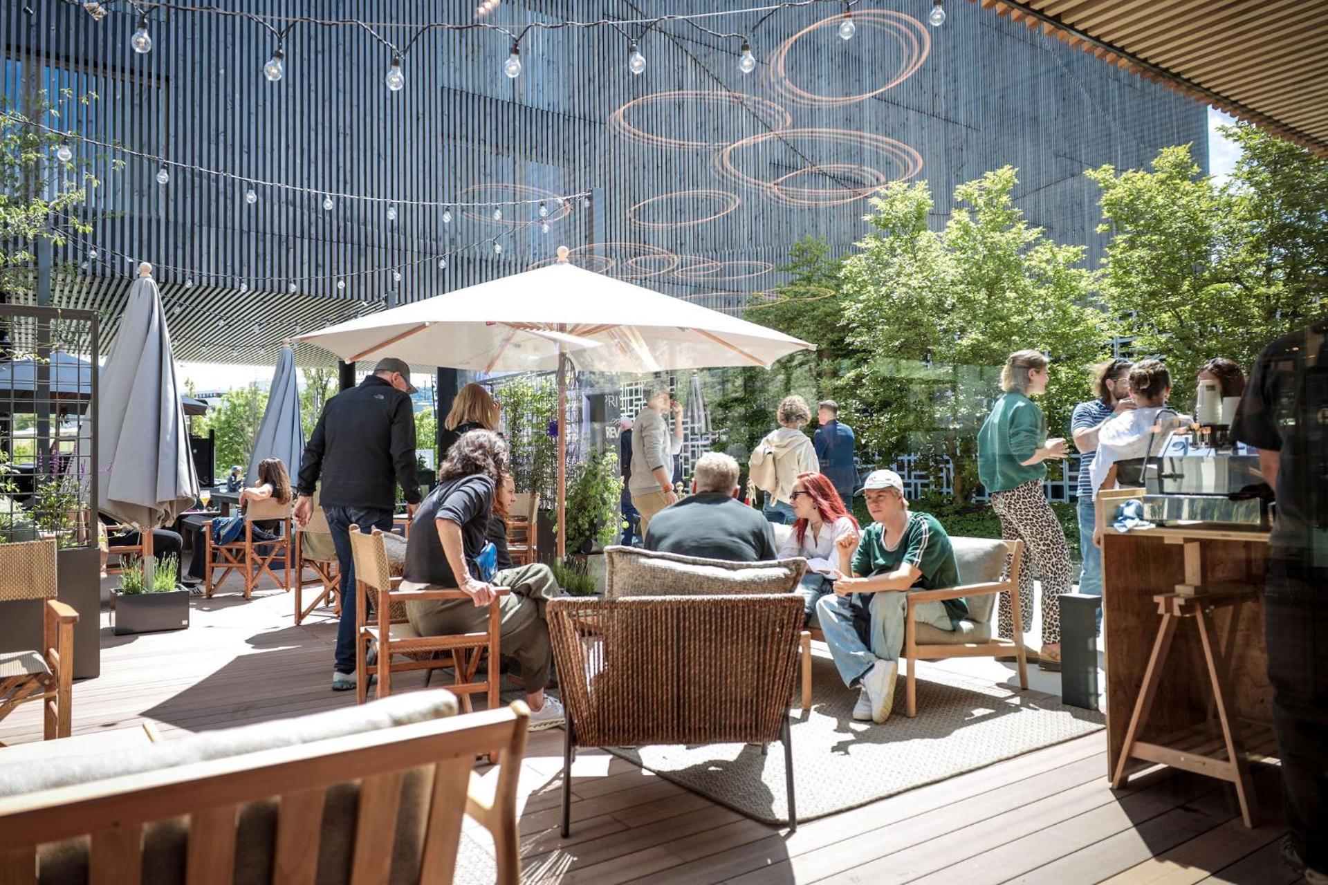 Restaurant/places to eat