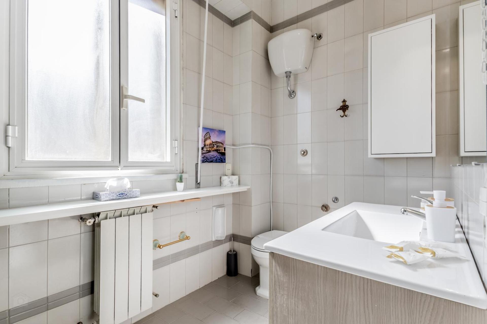 NEW OPENING Free Netflix BIG APT Pamphili House