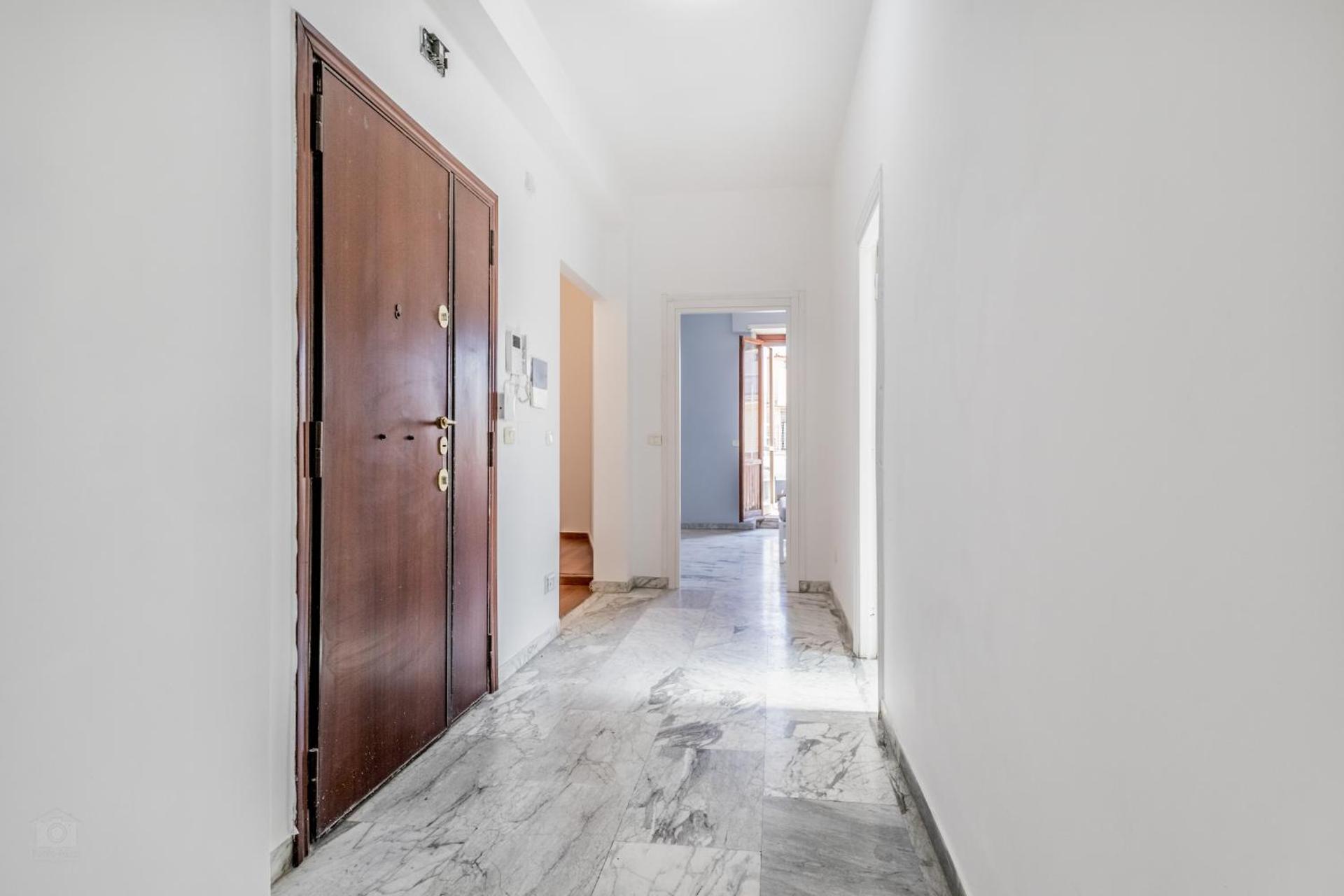 NEW OPENING Free Netflix BIG APT Pamphili House