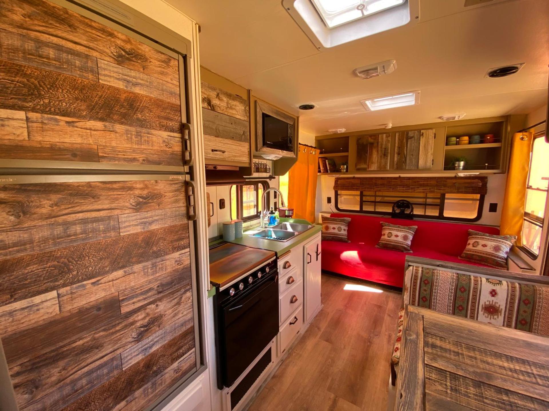 Oranch House, Studio & Wilderness