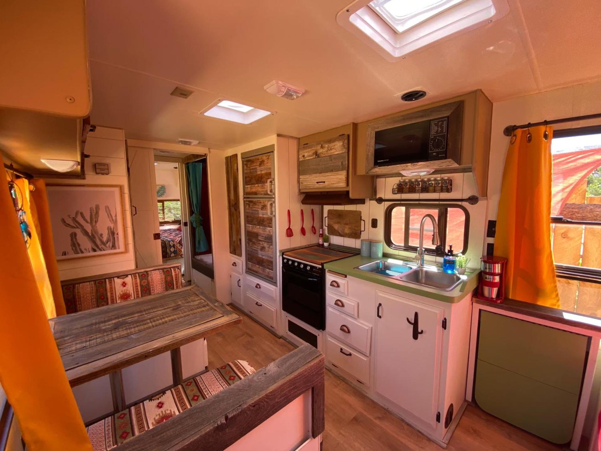 Oranch House, Studio & Wilderness