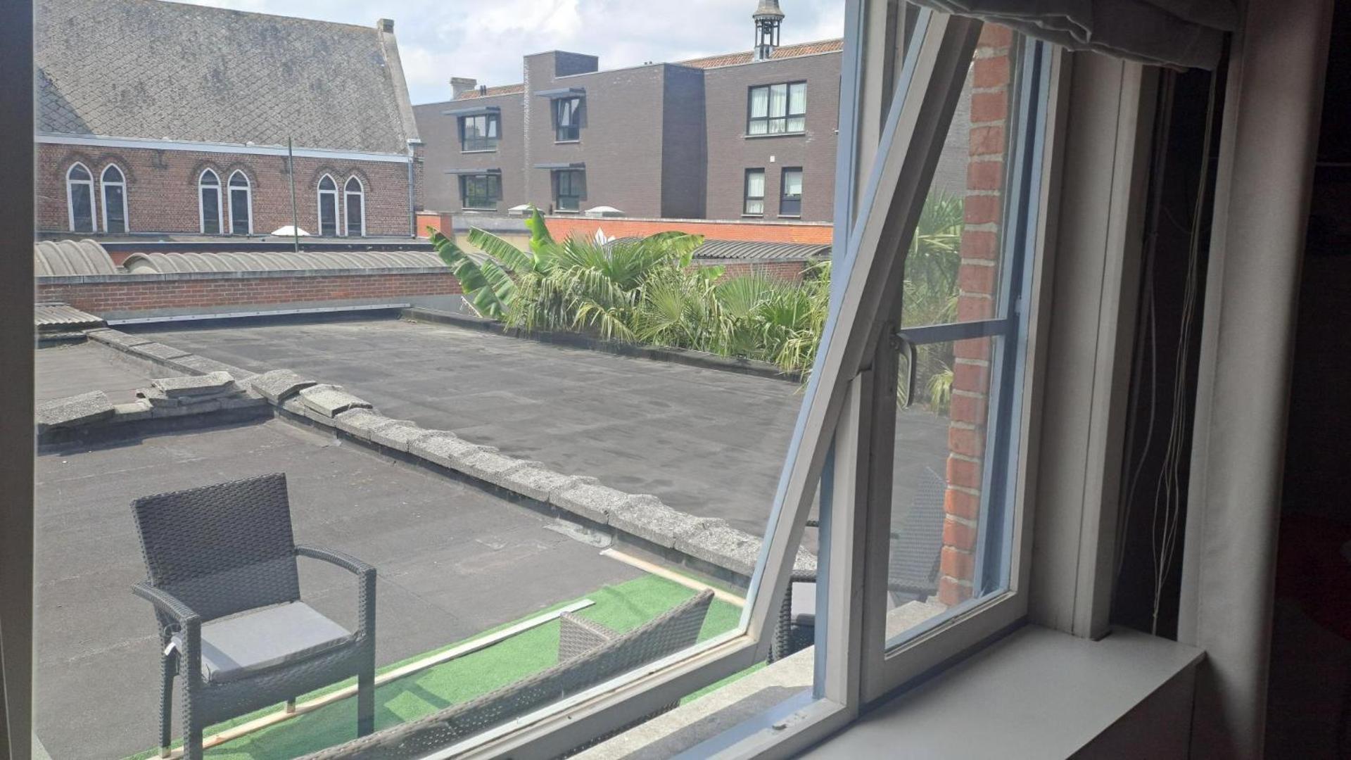 BeautyD RED ROOM centrum GULLEGEM KORTRIJK