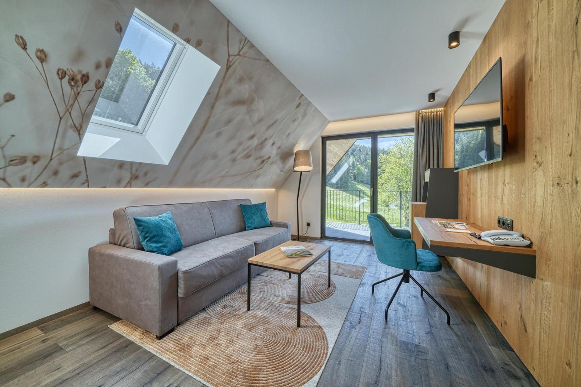 Photo of the whole room