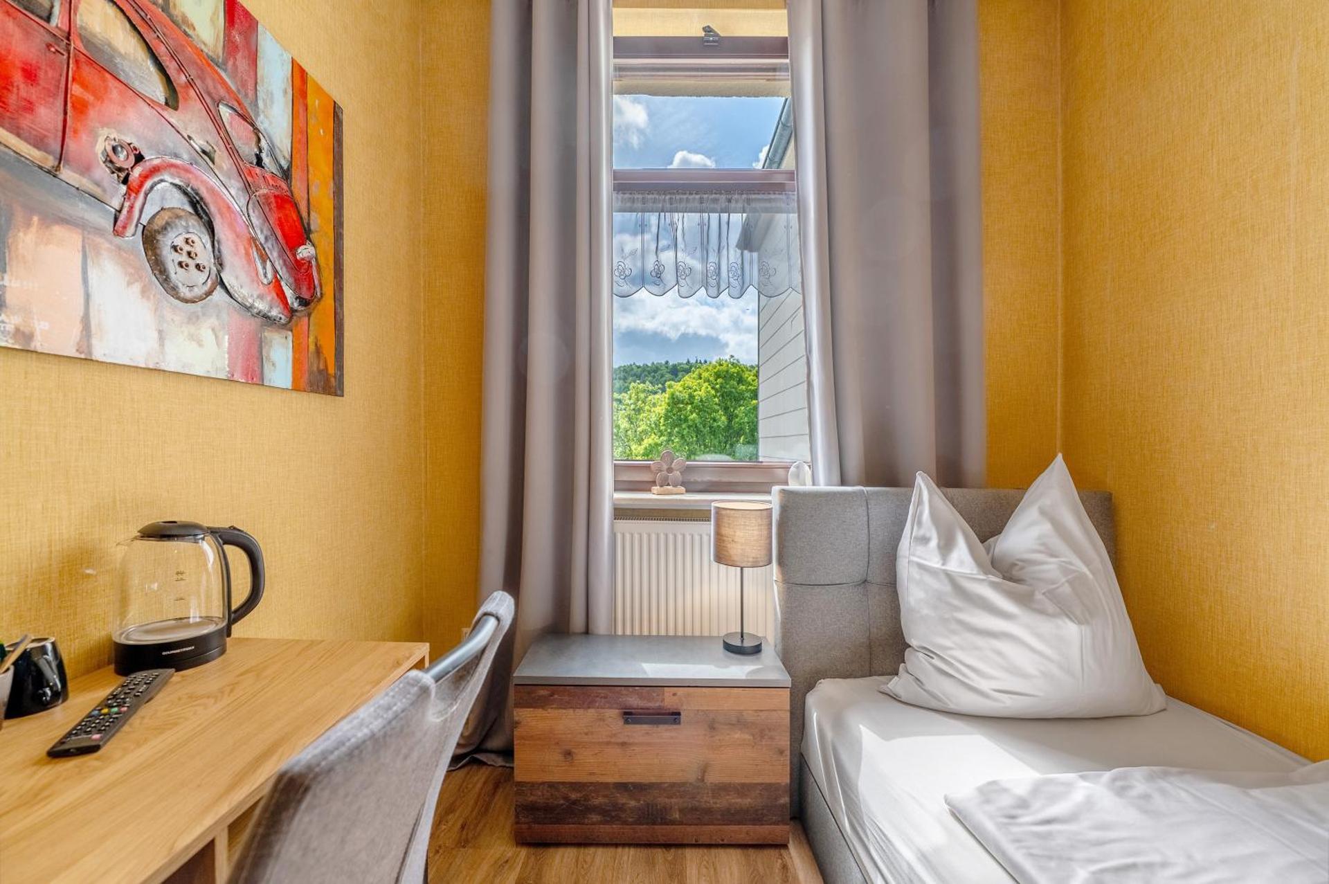 Standard Single Room with Shower