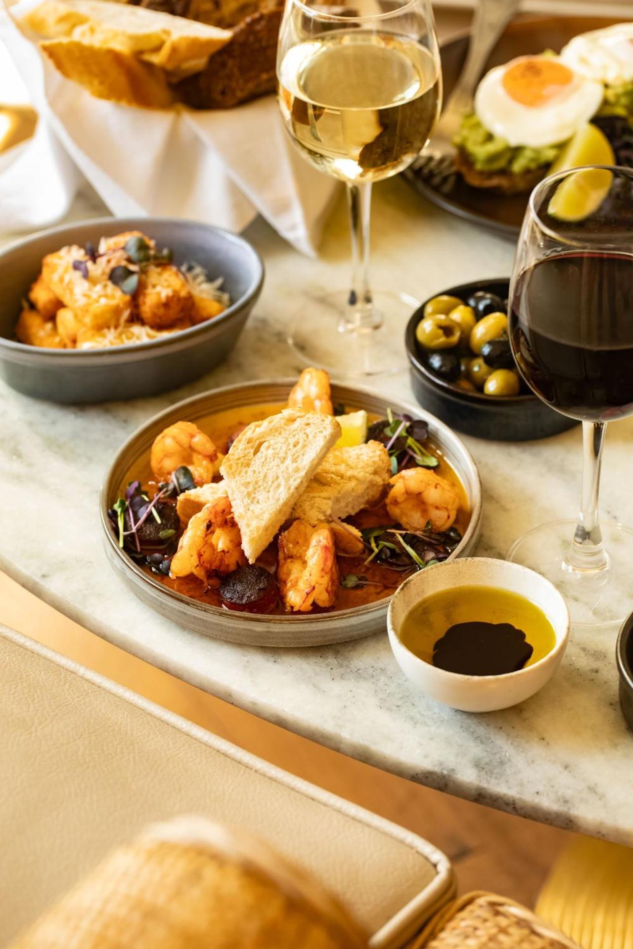 Restaurant/places to eat