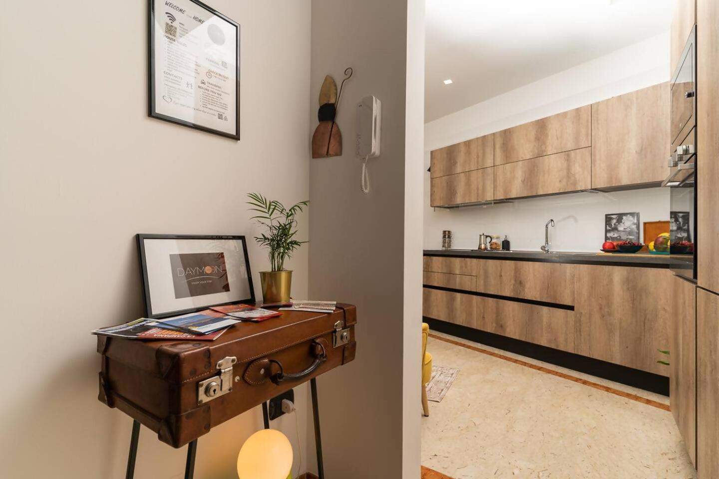 Daymoon House Merliani, Vomero