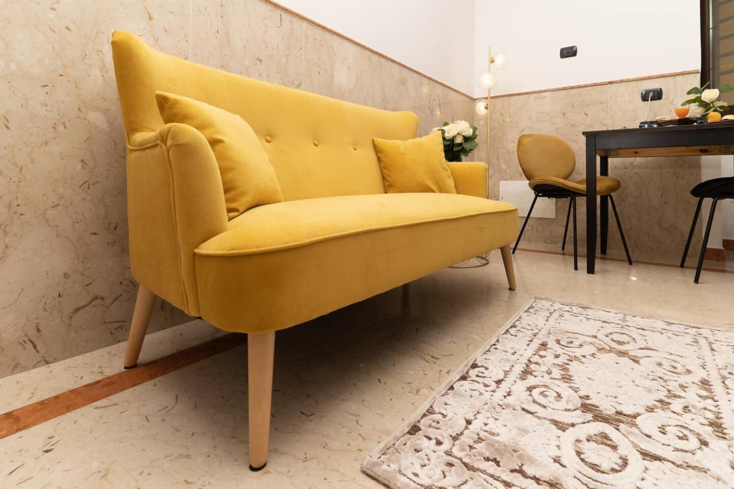 Daymoon House Merliani, Vomero