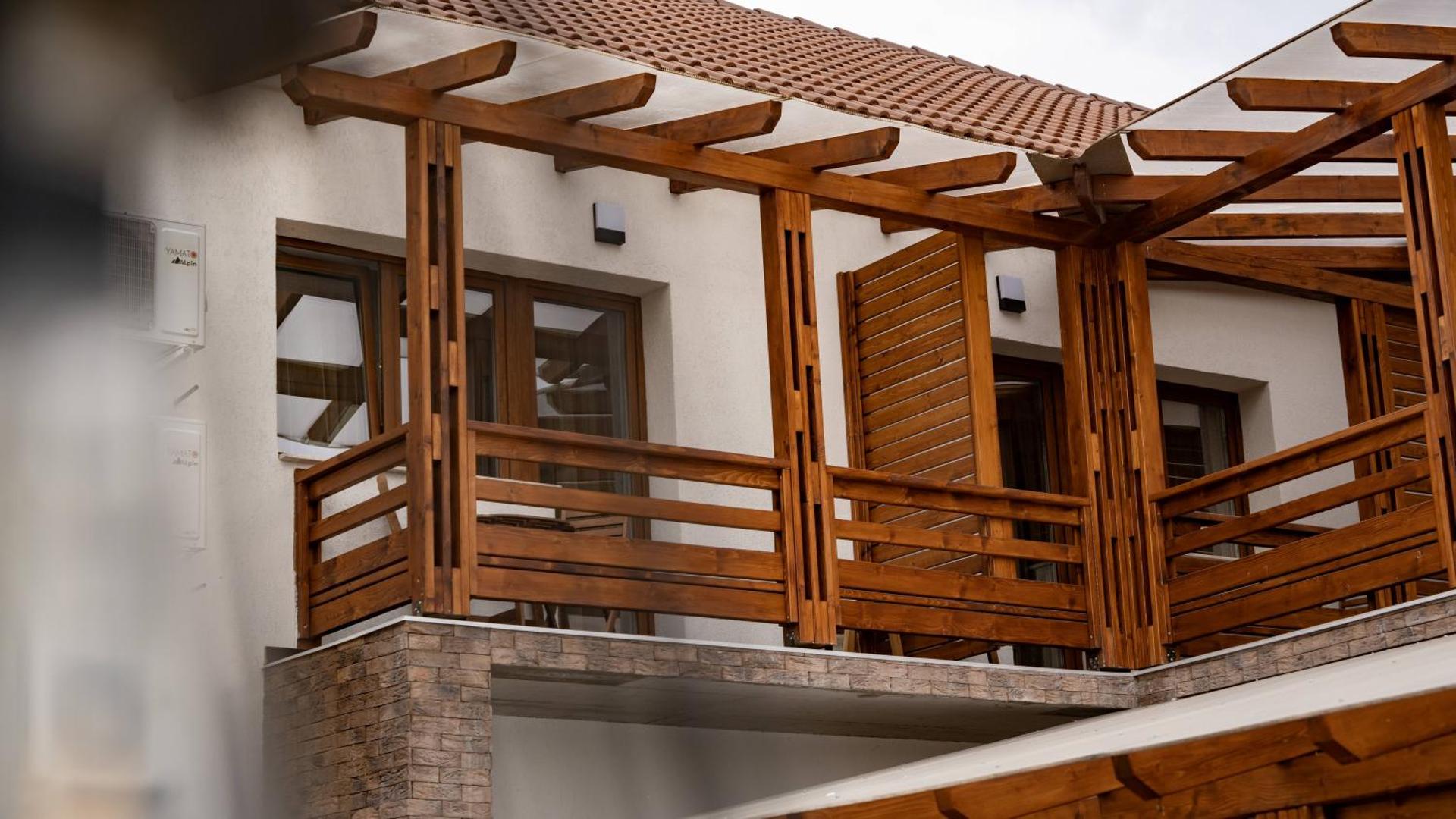 Airport Károly Centrál