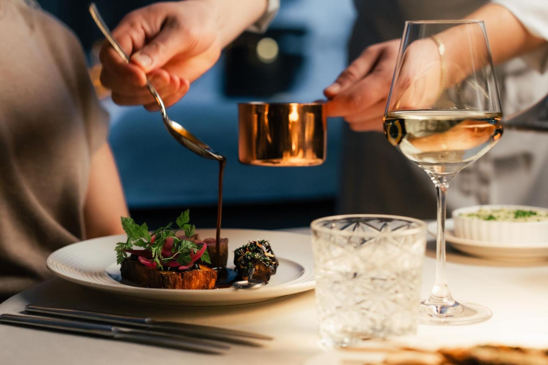 Restaurant/places to eat