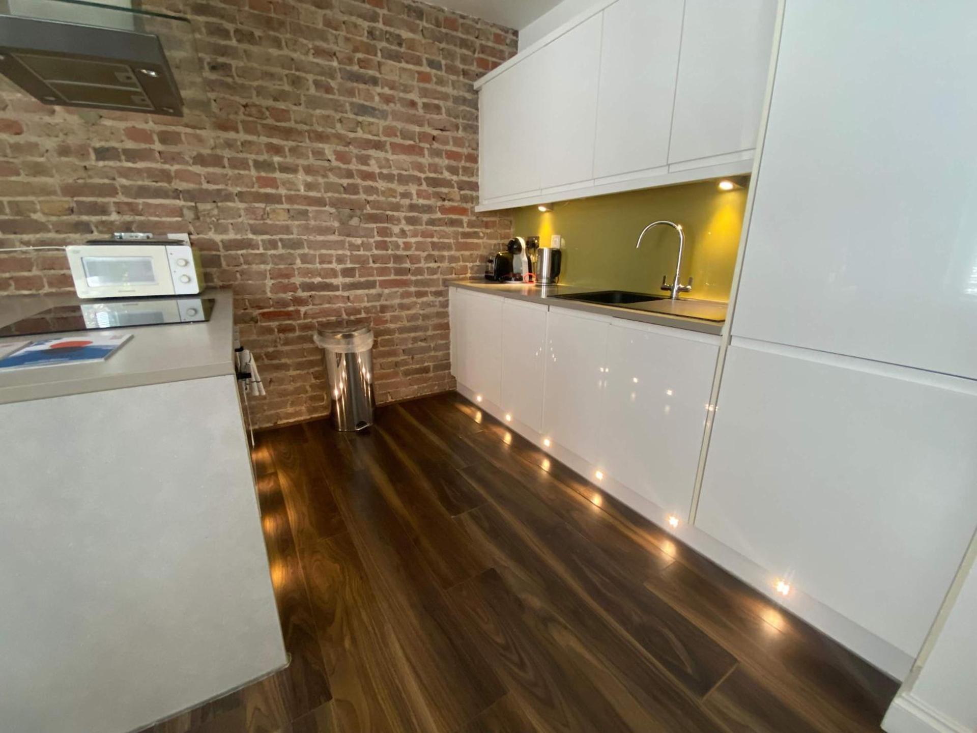 Central Kemptown Brighton Studio Apartment