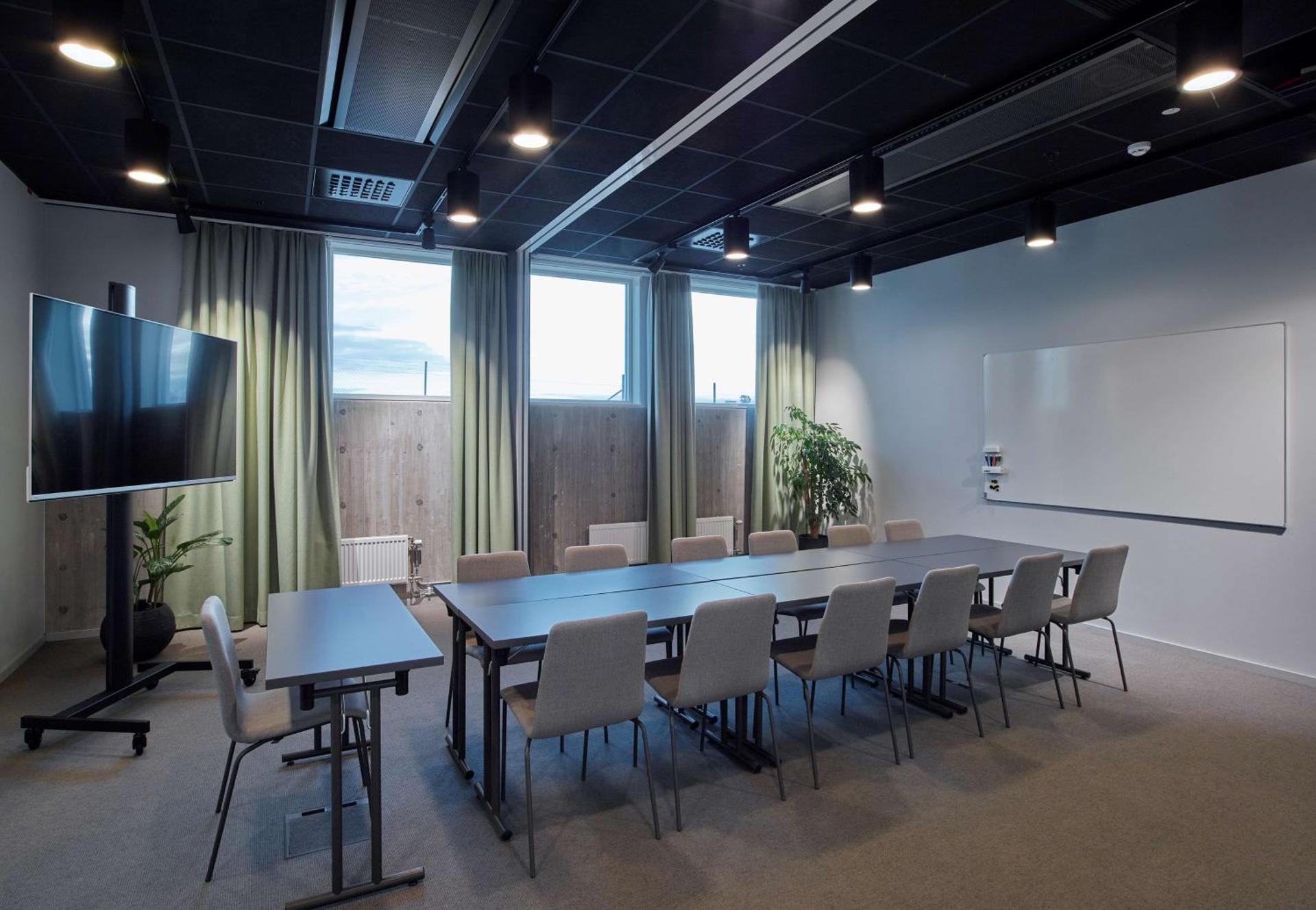 Meeting/conference room