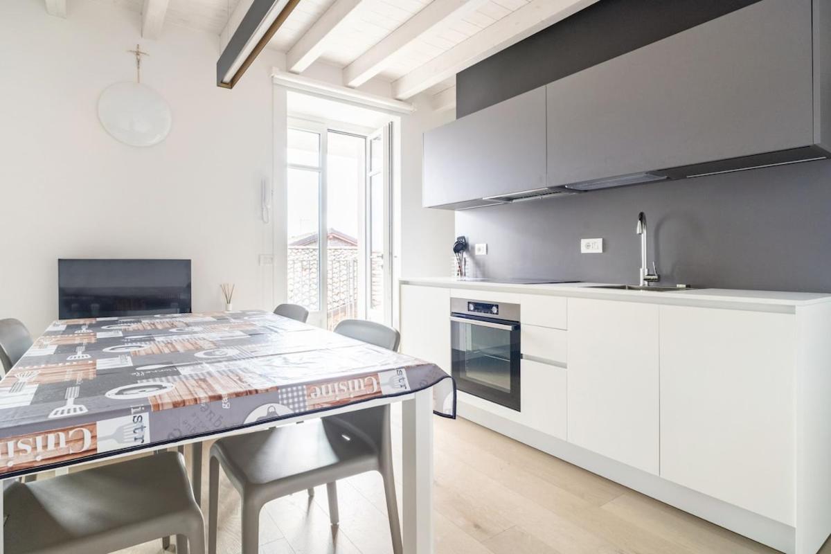 Casa Gina with private pool and lake view