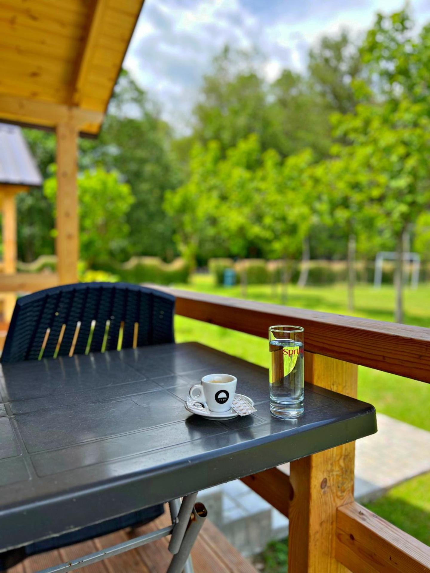 Hotel Restorant Natyra Diber Camping