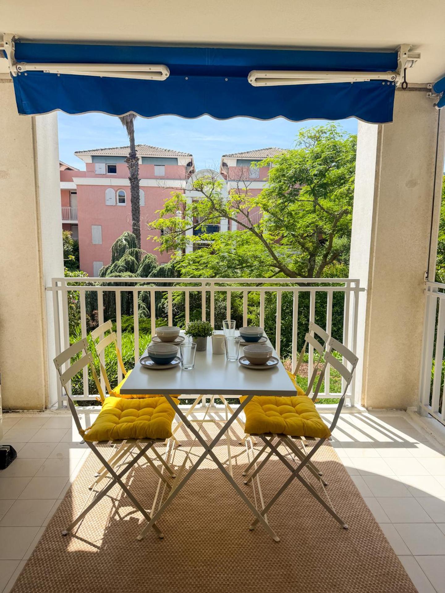 Studio Cabine Proche Plage de Cavalière