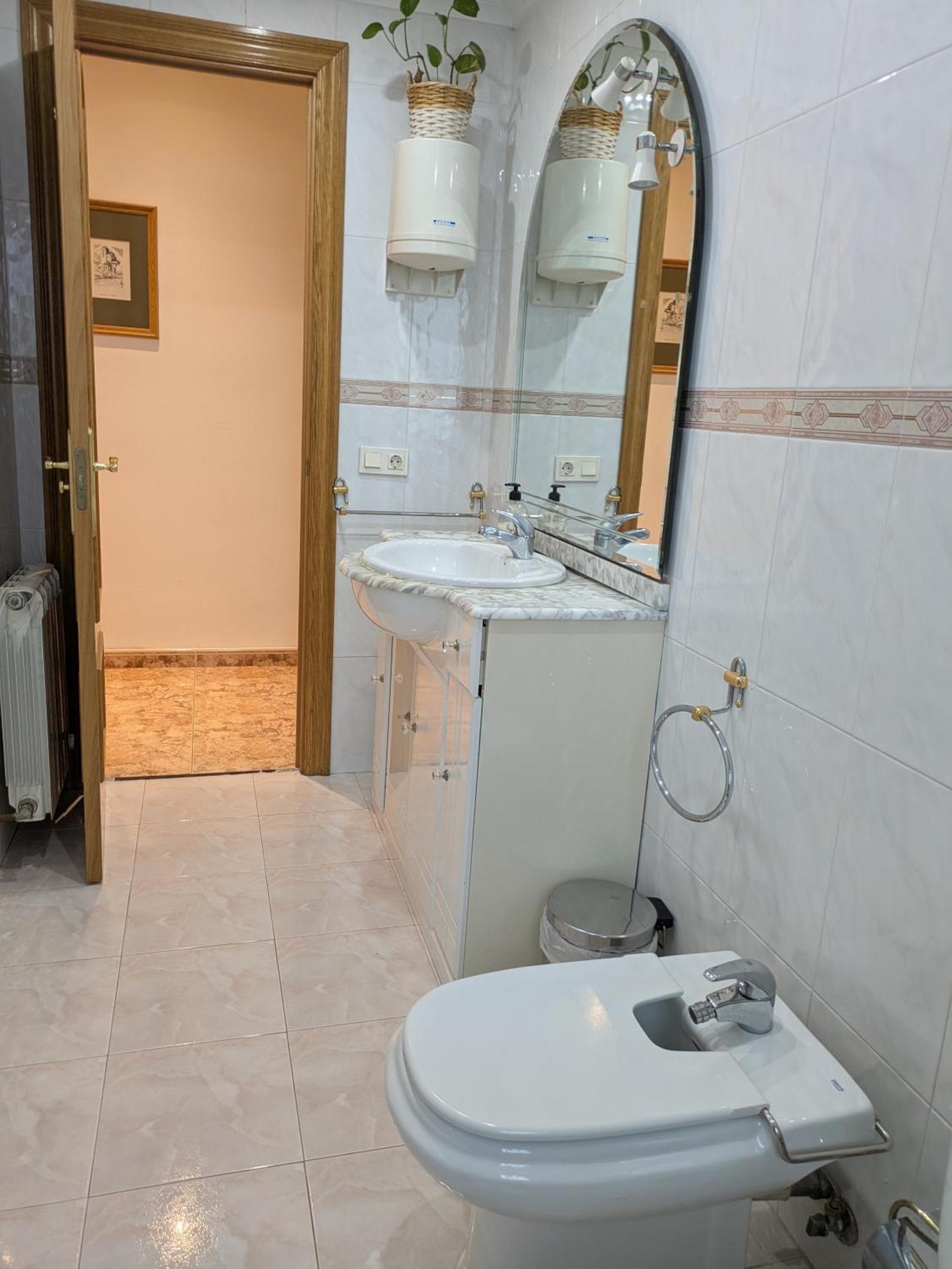 Piso acogedor, junto al Ayuntamiento