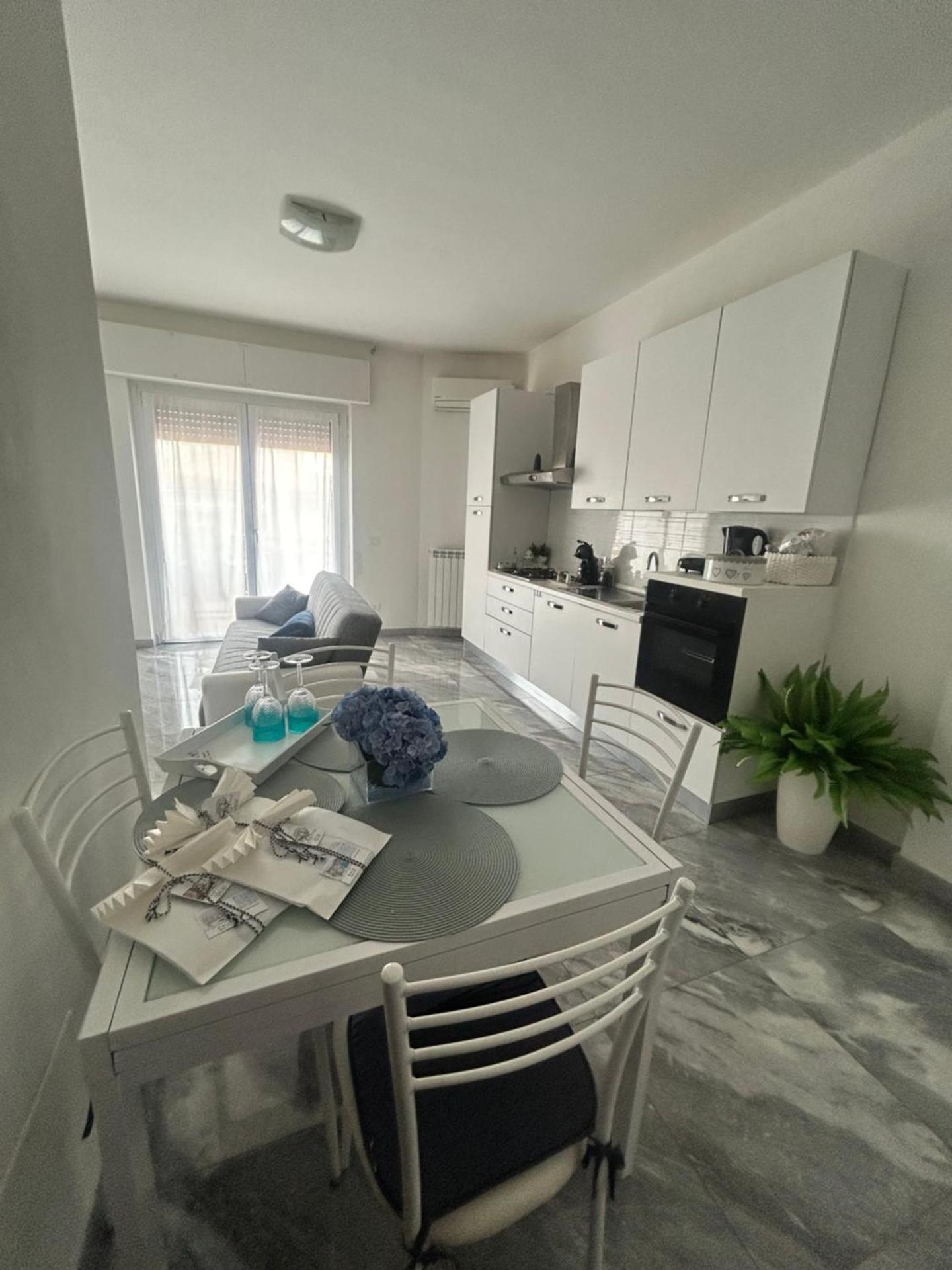 Arcola -La Spezia-cinque terre-Lerici