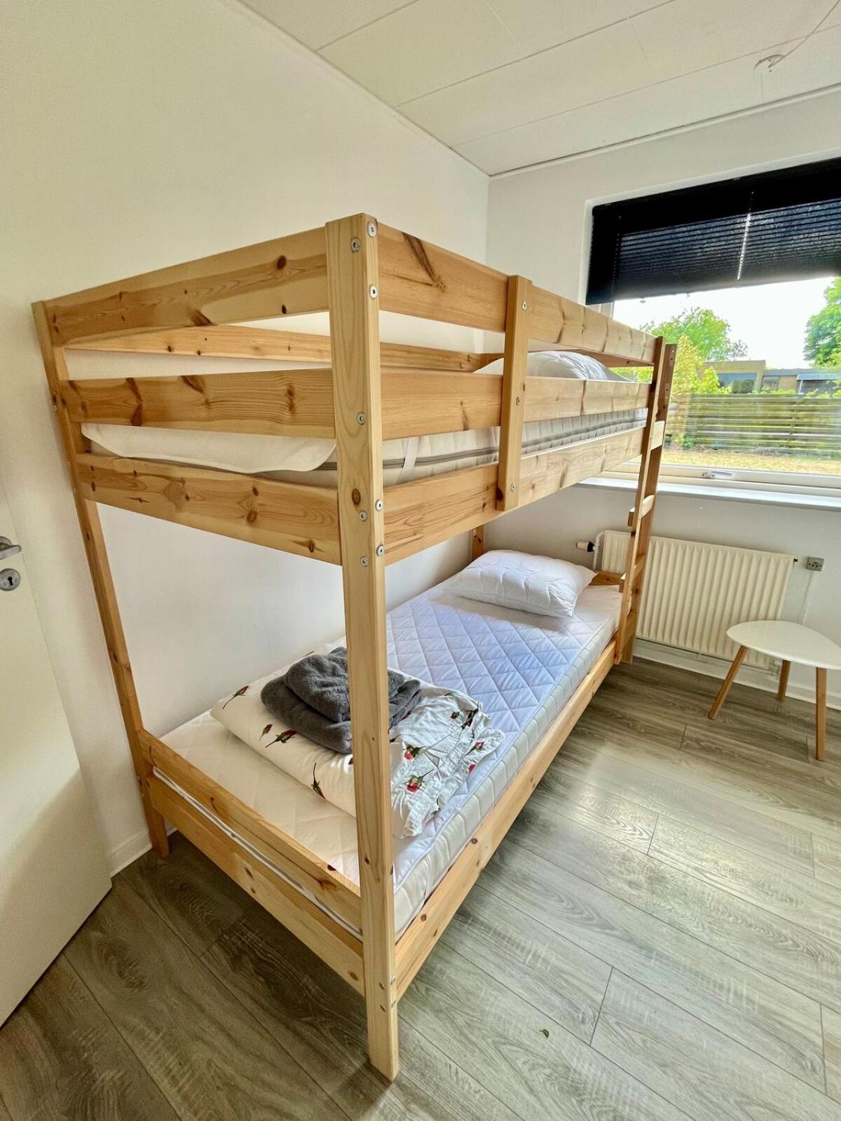 bunk bed