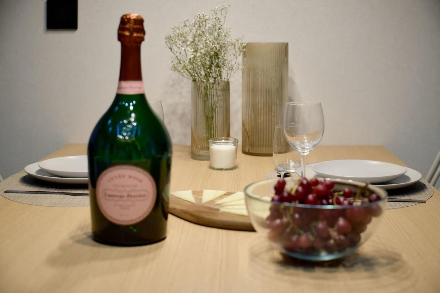 Romantic Apartment N6 Oceanografico Virkin Suites