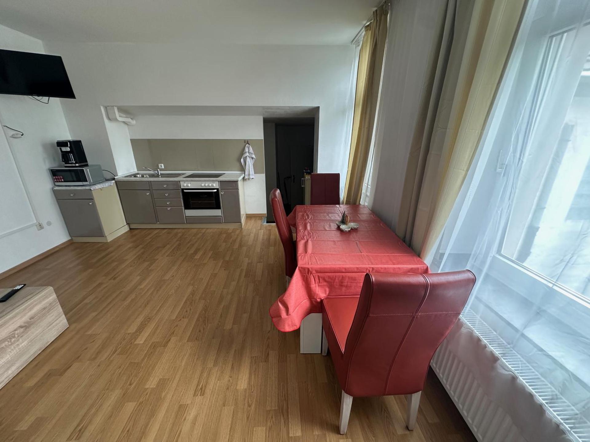 Schöne 2 Zi Whg MG Altstadt