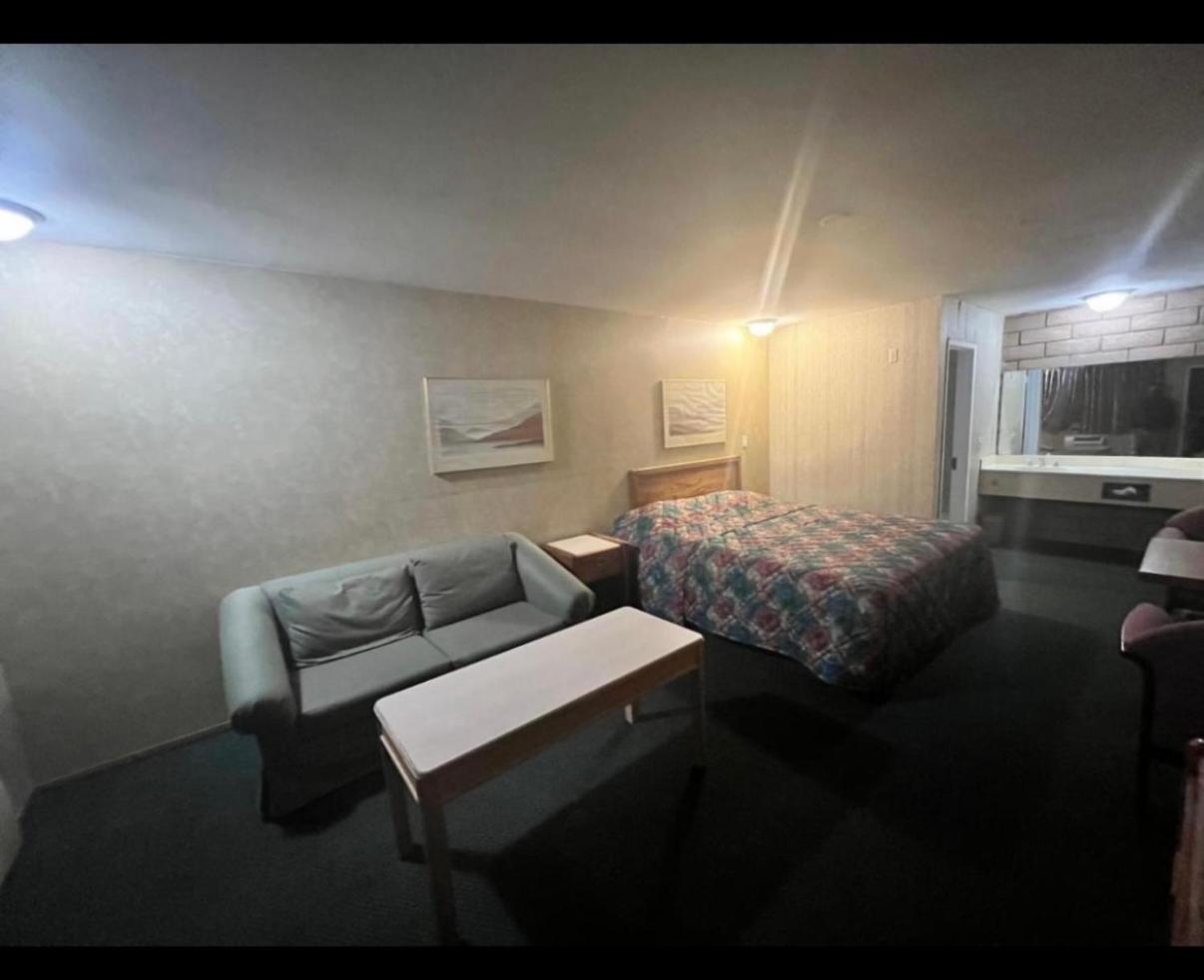 Circle Inn Hotel - Jurupa Valley Riverside 60 Fwy