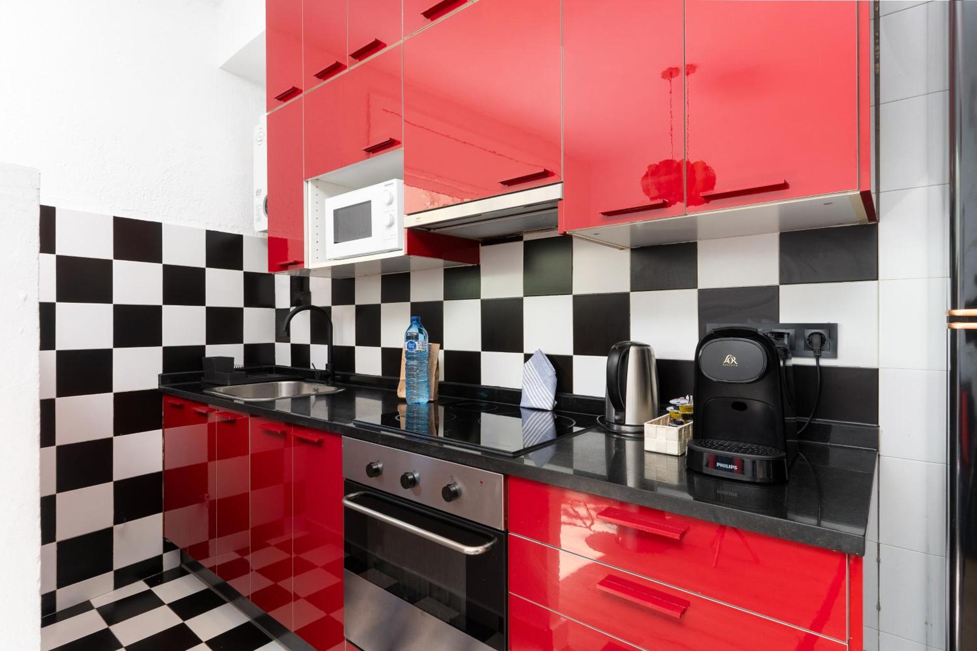 Kitchen or kitchenette