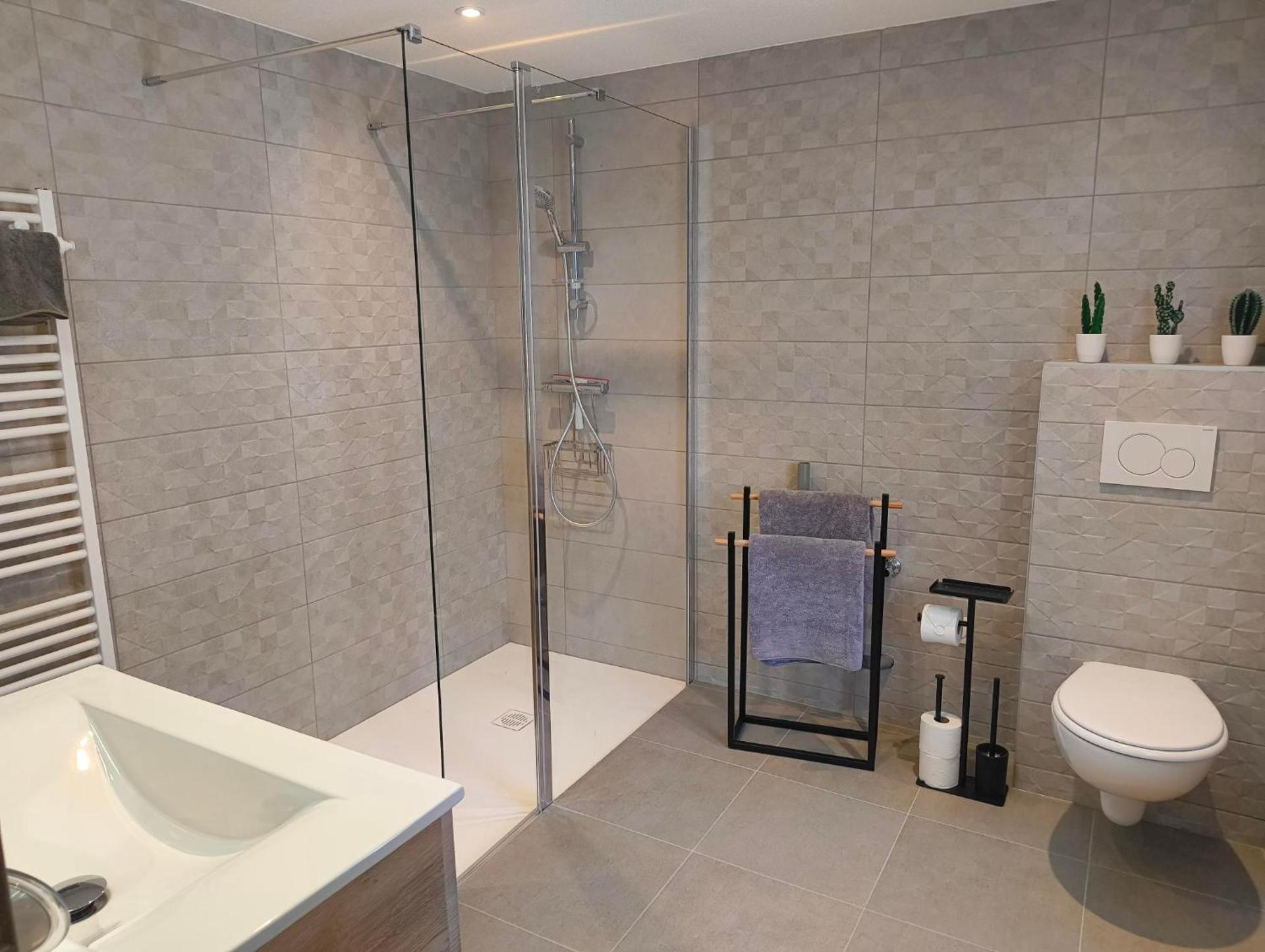 APPARTEMENT DAISY - Au Calme des Vignes - Parking privatif & Animaux Bienvenus