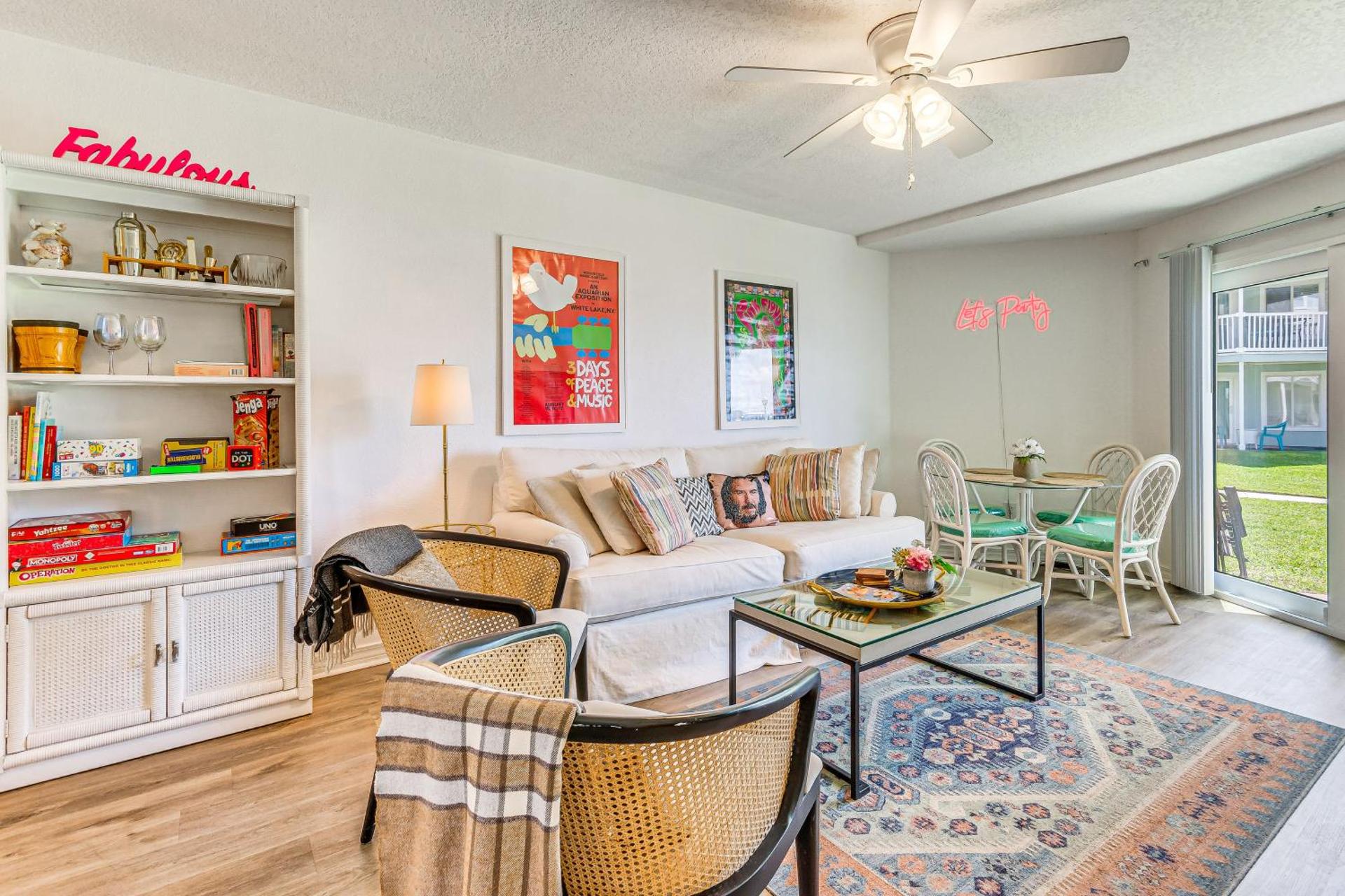 Sea La Vie Condo Pensacola Beach Access!