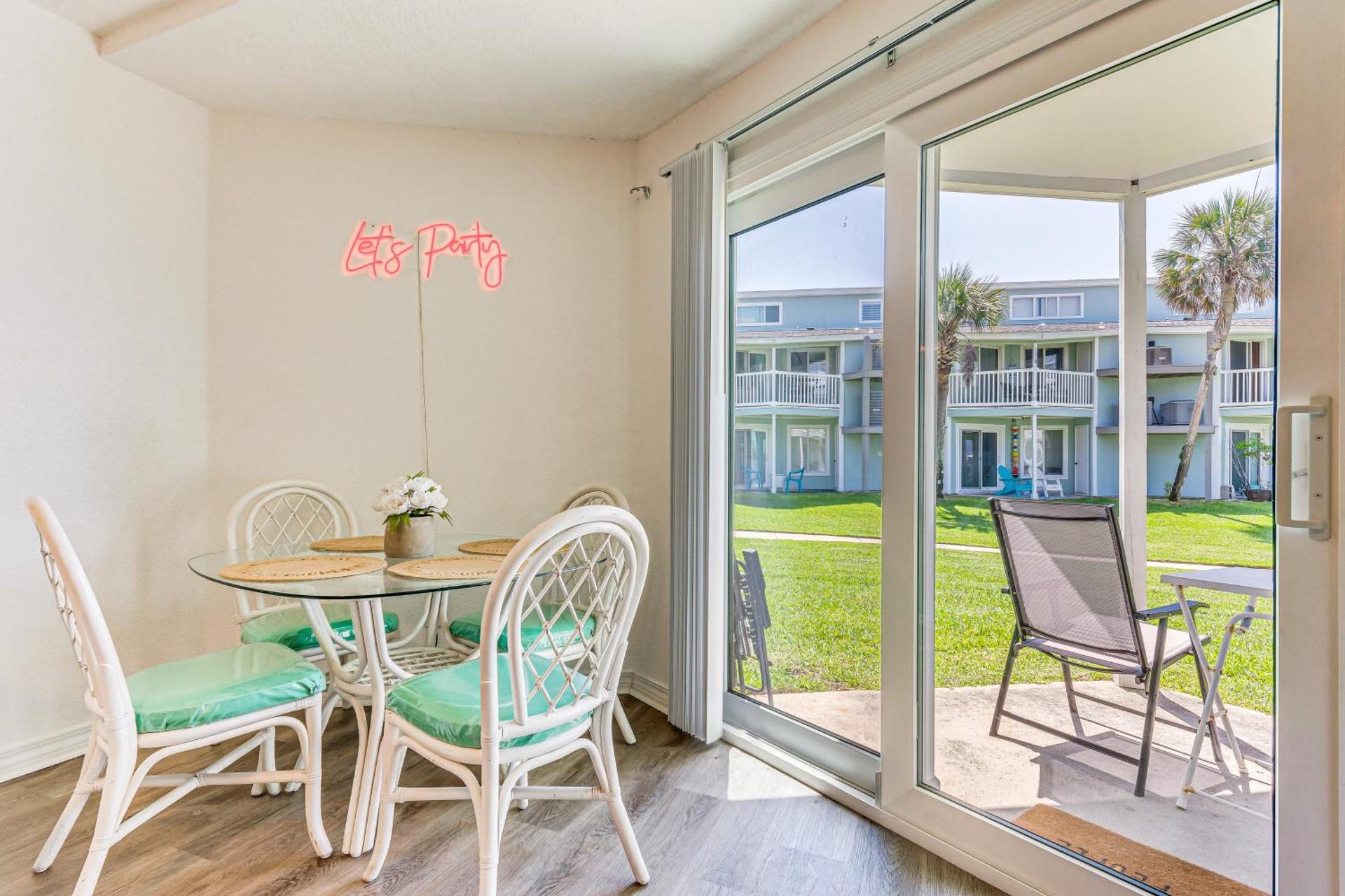 Sea La Vie Condo Pensacola Beach Access!