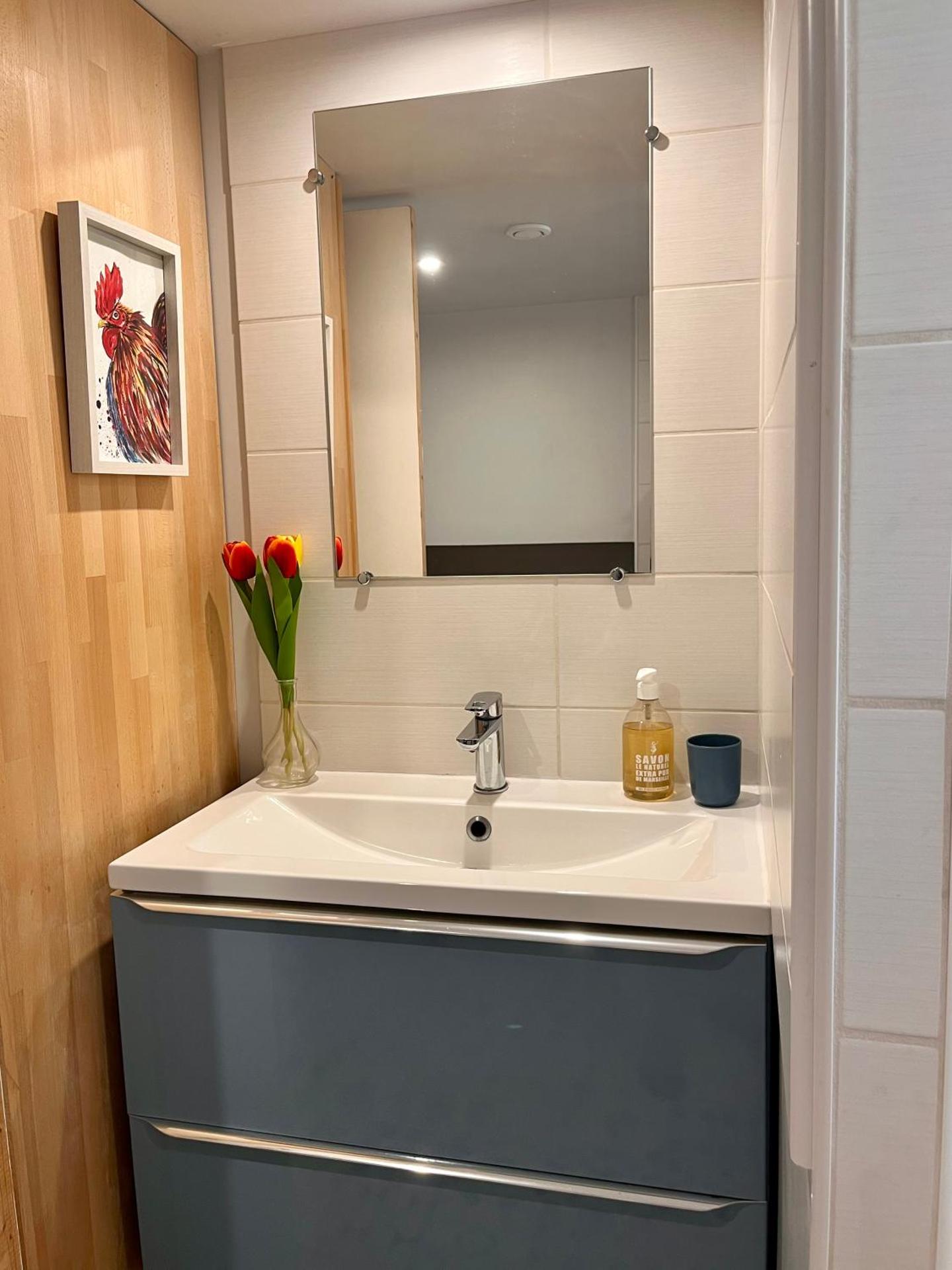 Les Poules heureuses