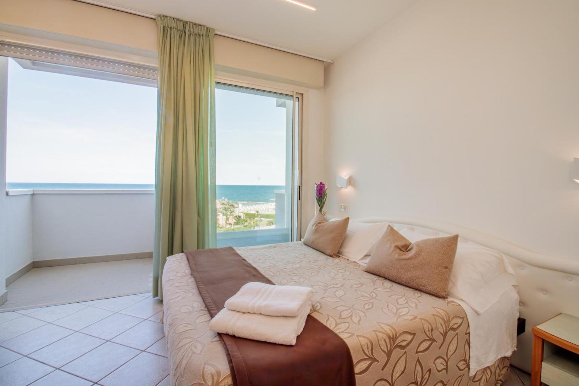 Sea Front Apartment with Balcony