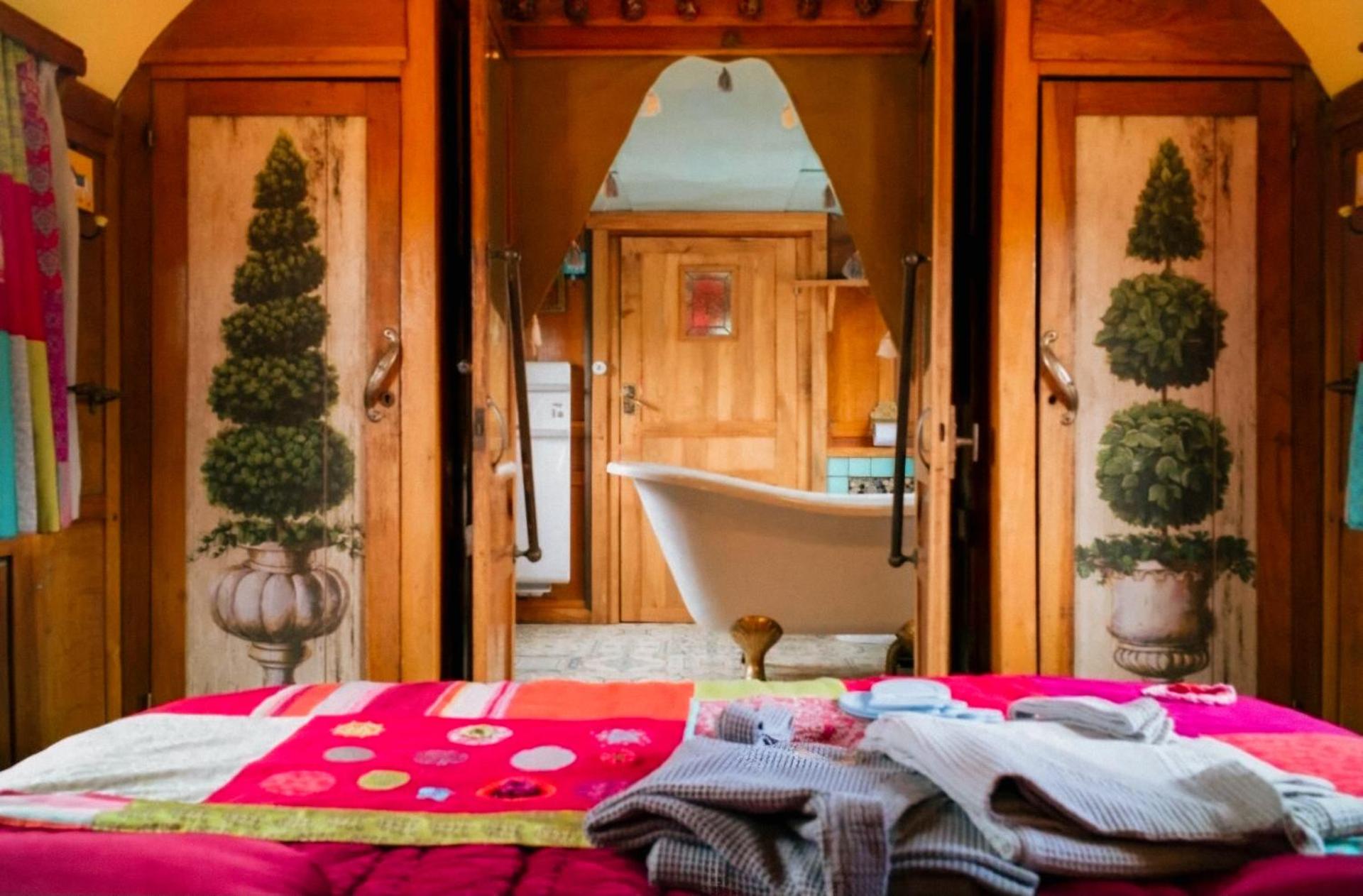 Magnifique Roulotte Bohème 1930