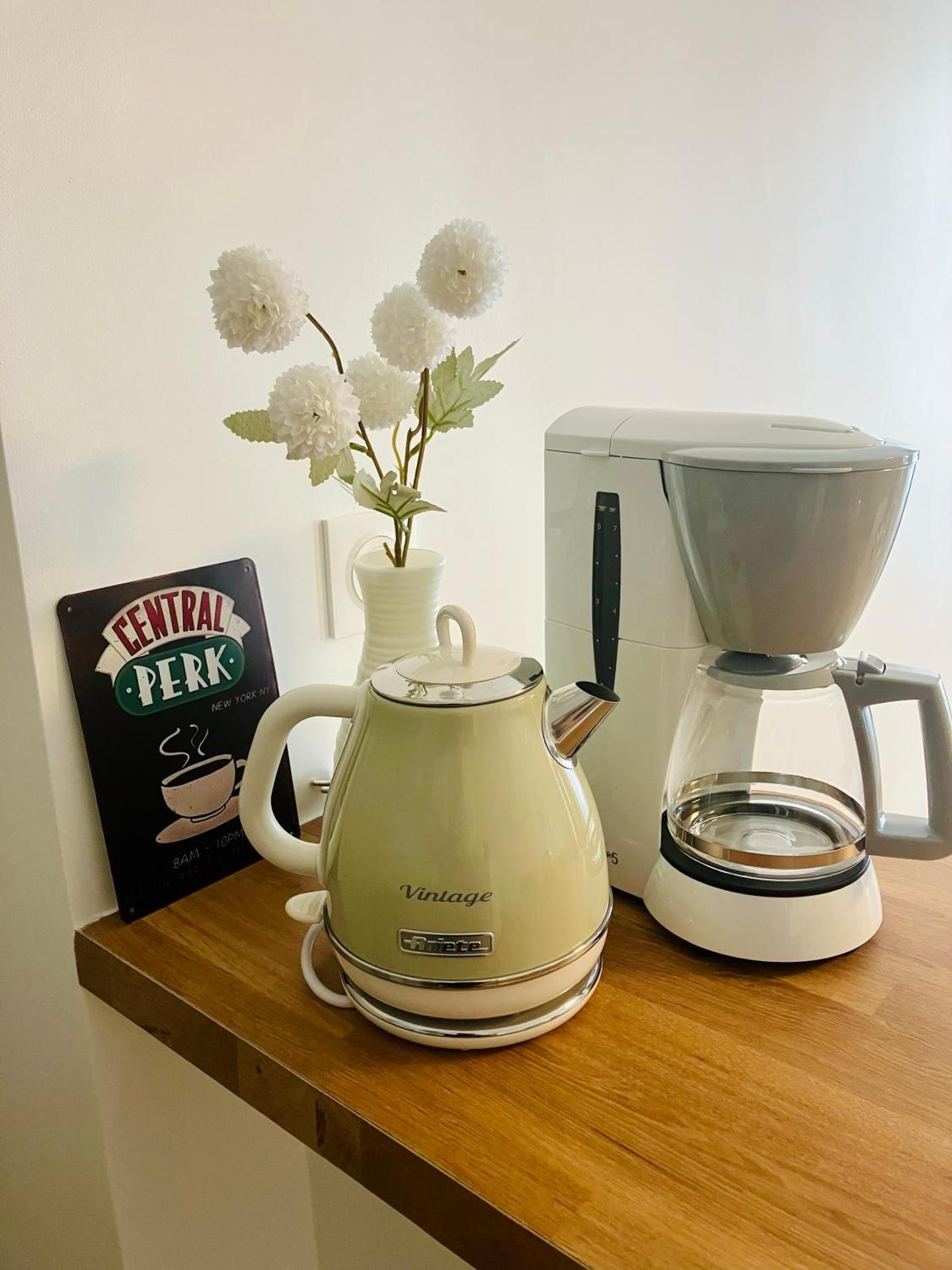 Coffee/tea facilities