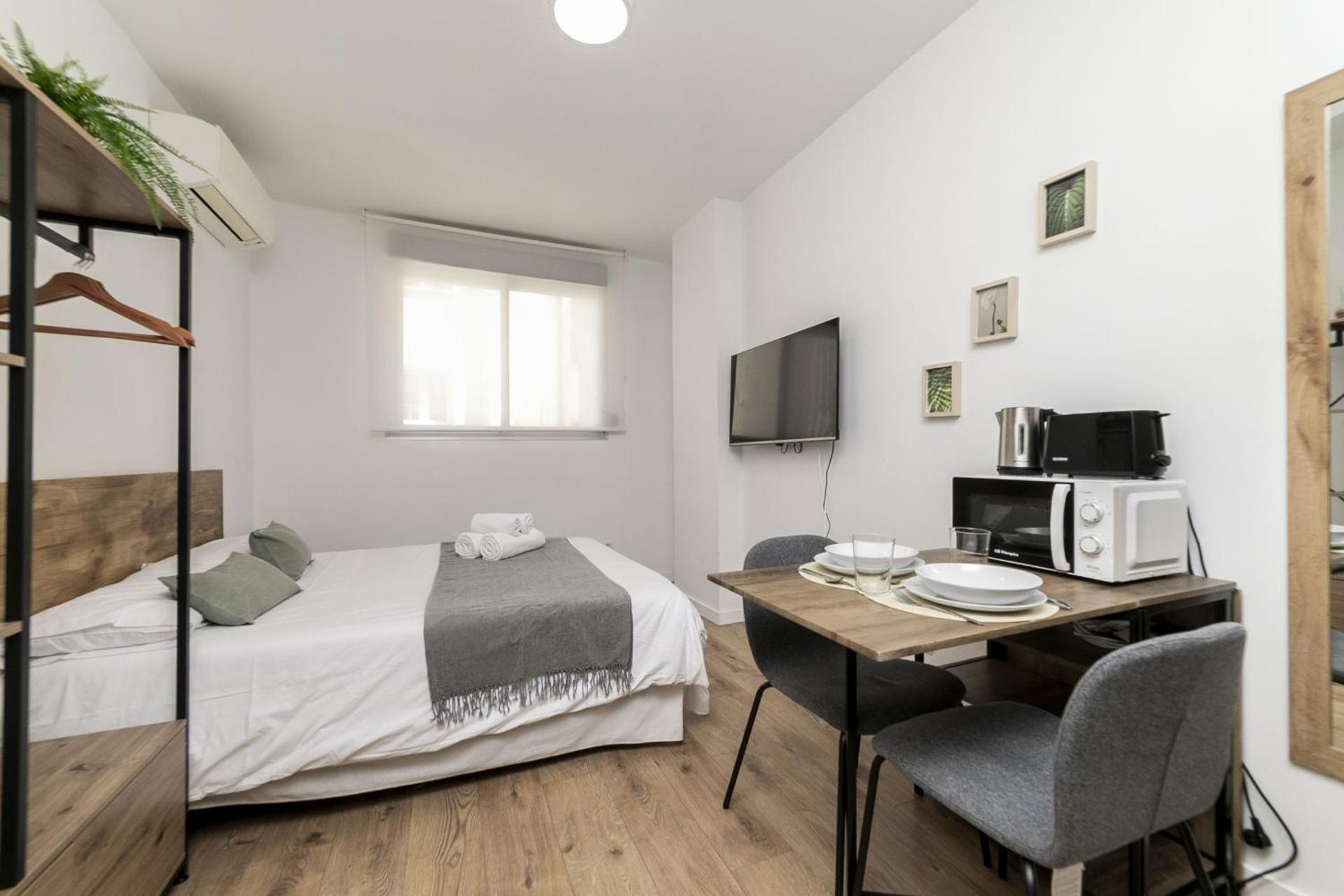 Classy V - Ferga Suites