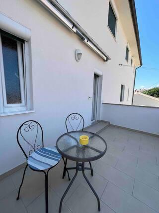 Room, Seaside house Dragica