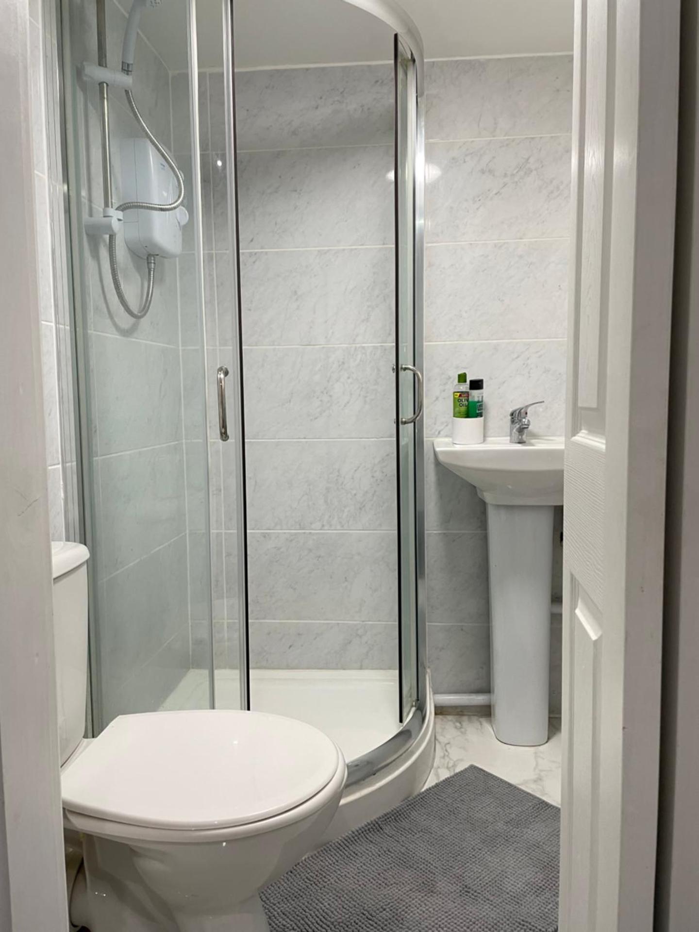 2 Bed Apartment-Parking -walk to city centre -birmingham