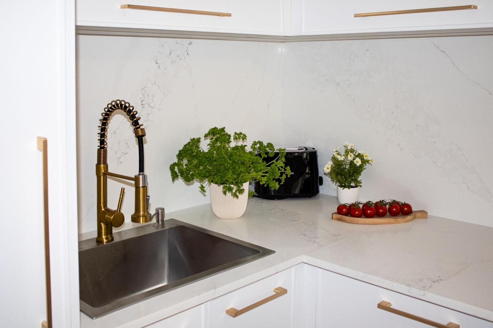 Flussblick am Töpferberg 2