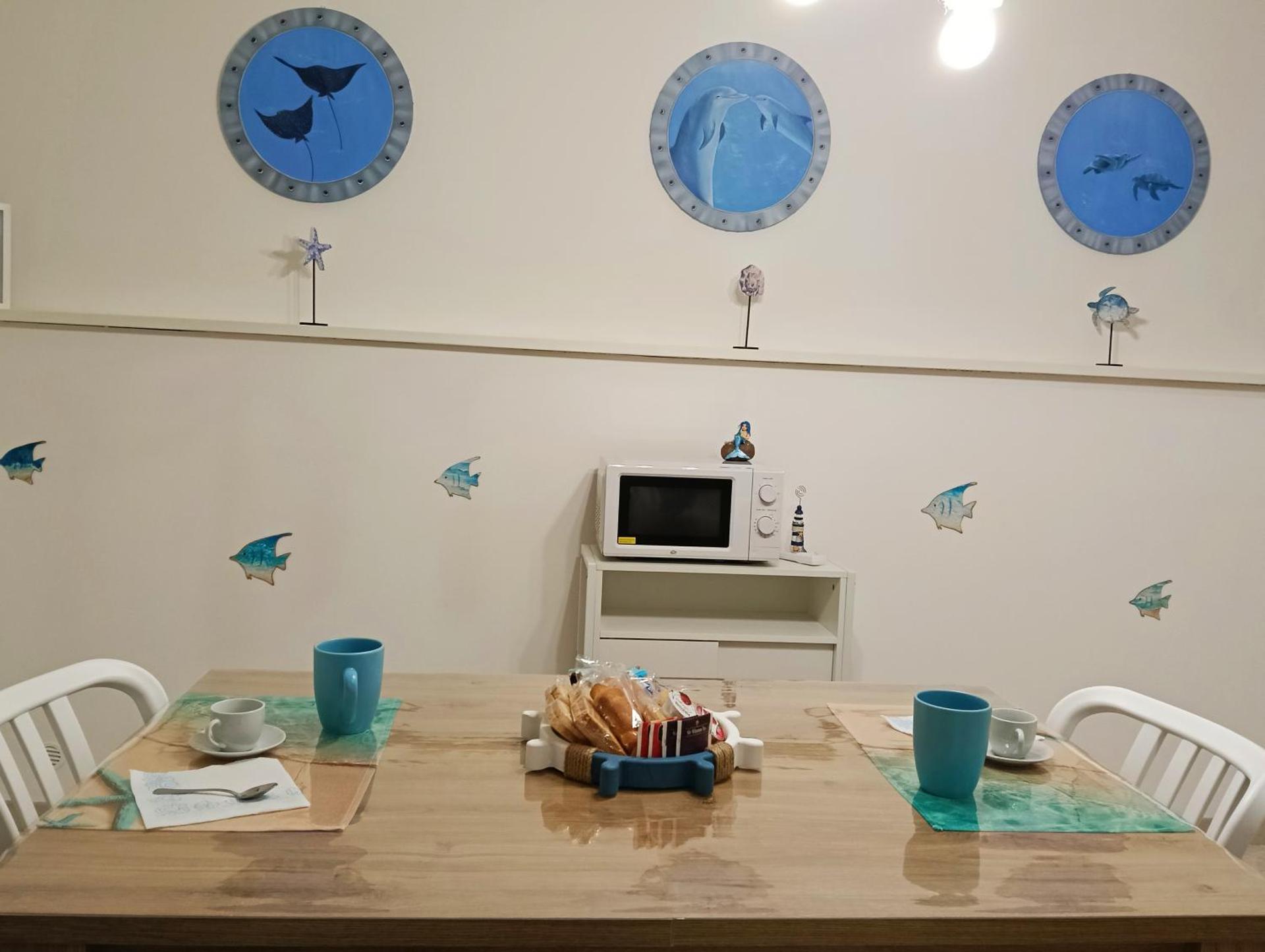 Coffee/tea facilities