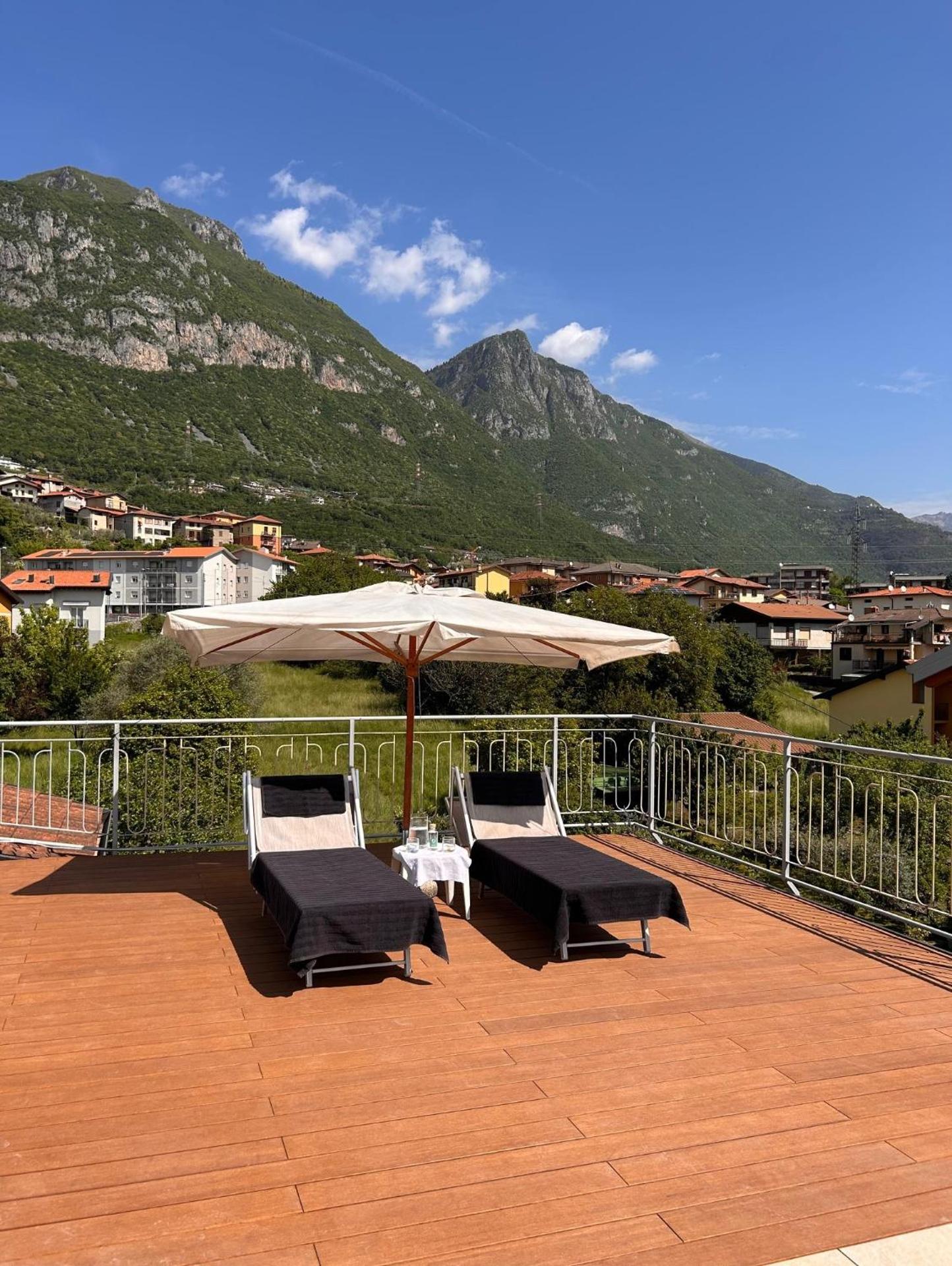 Top Stay - Lakes, Mountains, Valley & More