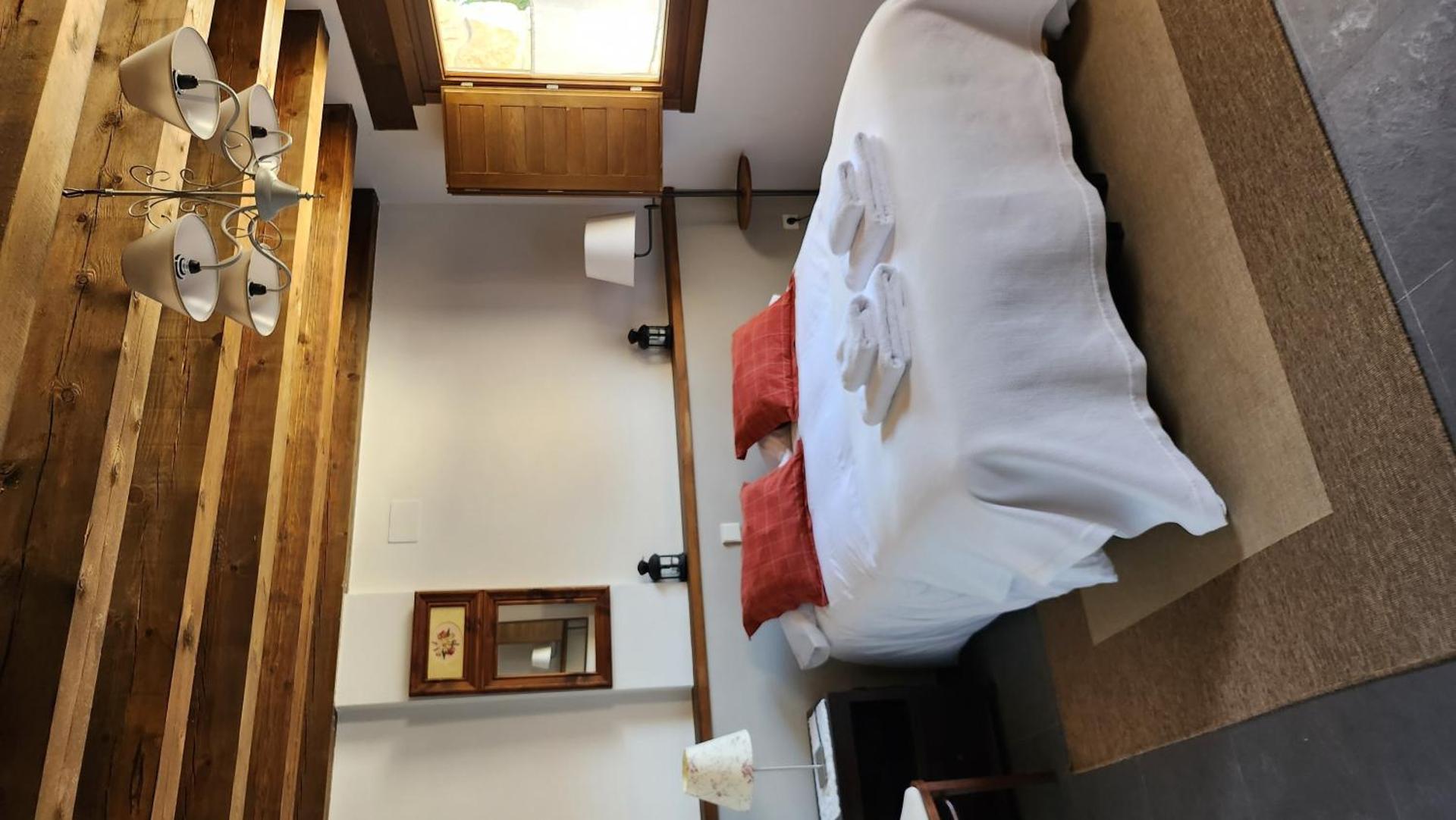 El Hogar del Fresno, casa con encanto en Cañicosa