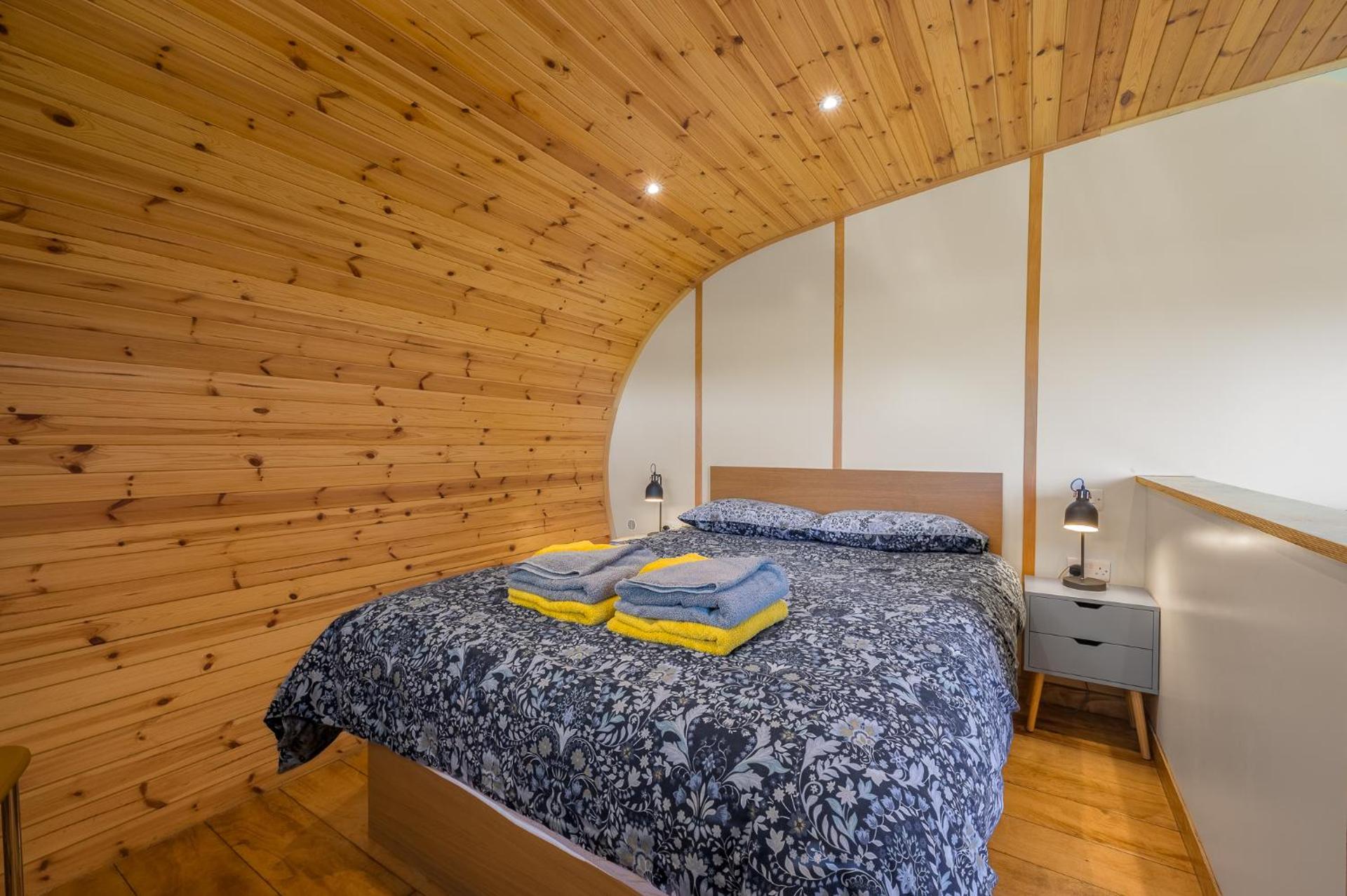 Kingsdale Luxury Pod with Hot Tub at Fell View Park Kirkby Lonsdale