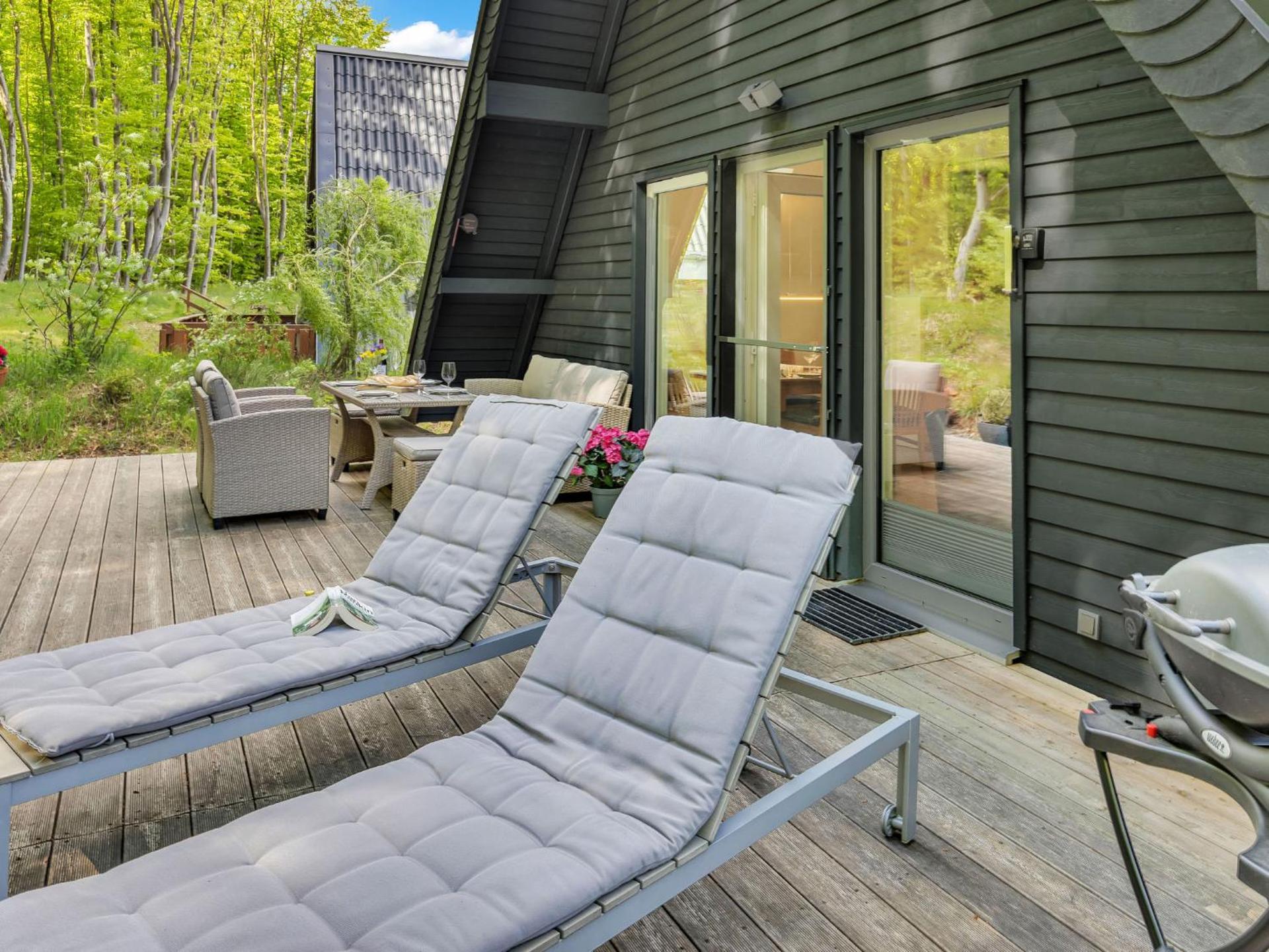 Holiday Home Ferienhaus Bude 92 by Interhome