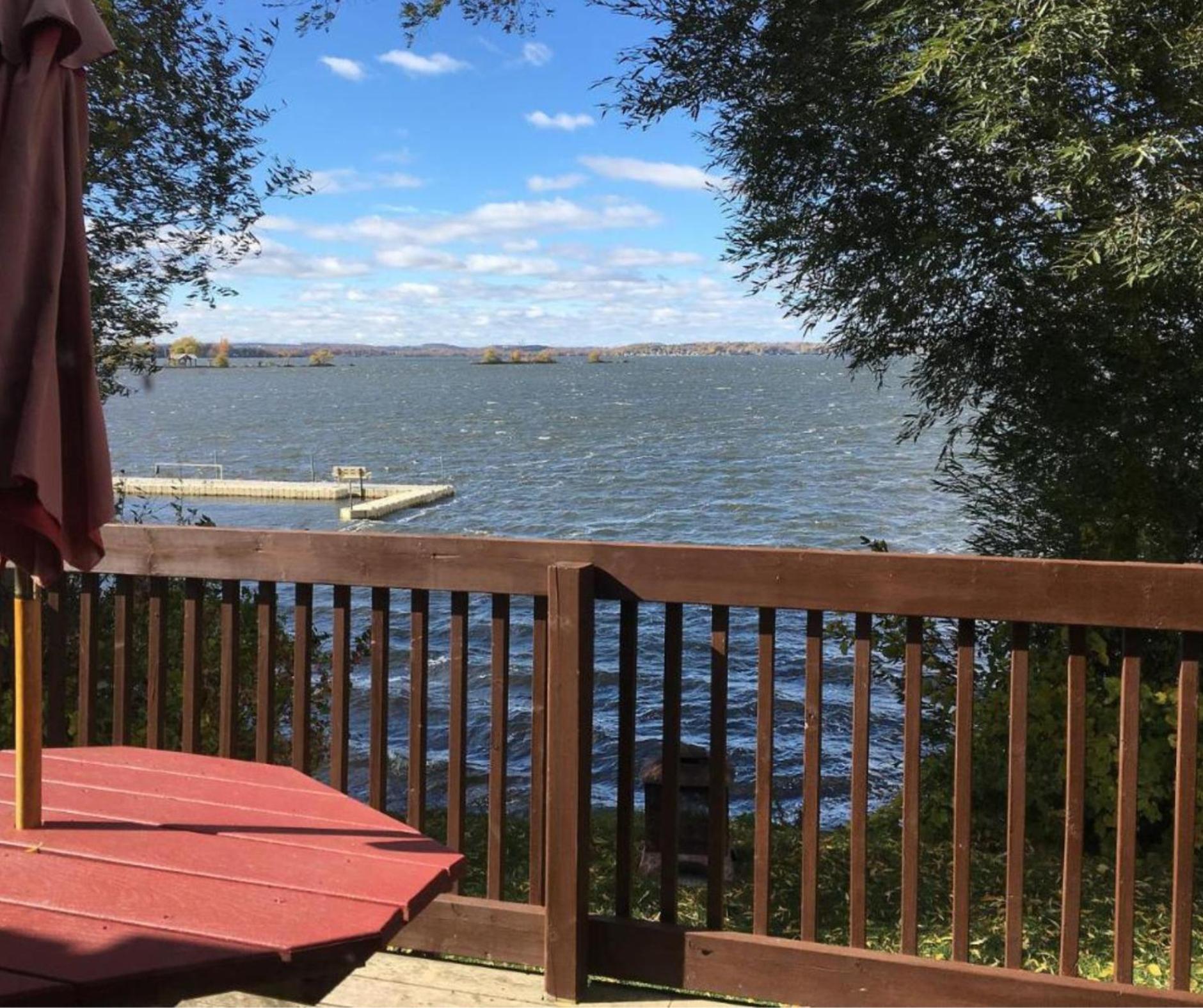 Sandy Shore Cottages Luxury Resort on Rice Lake