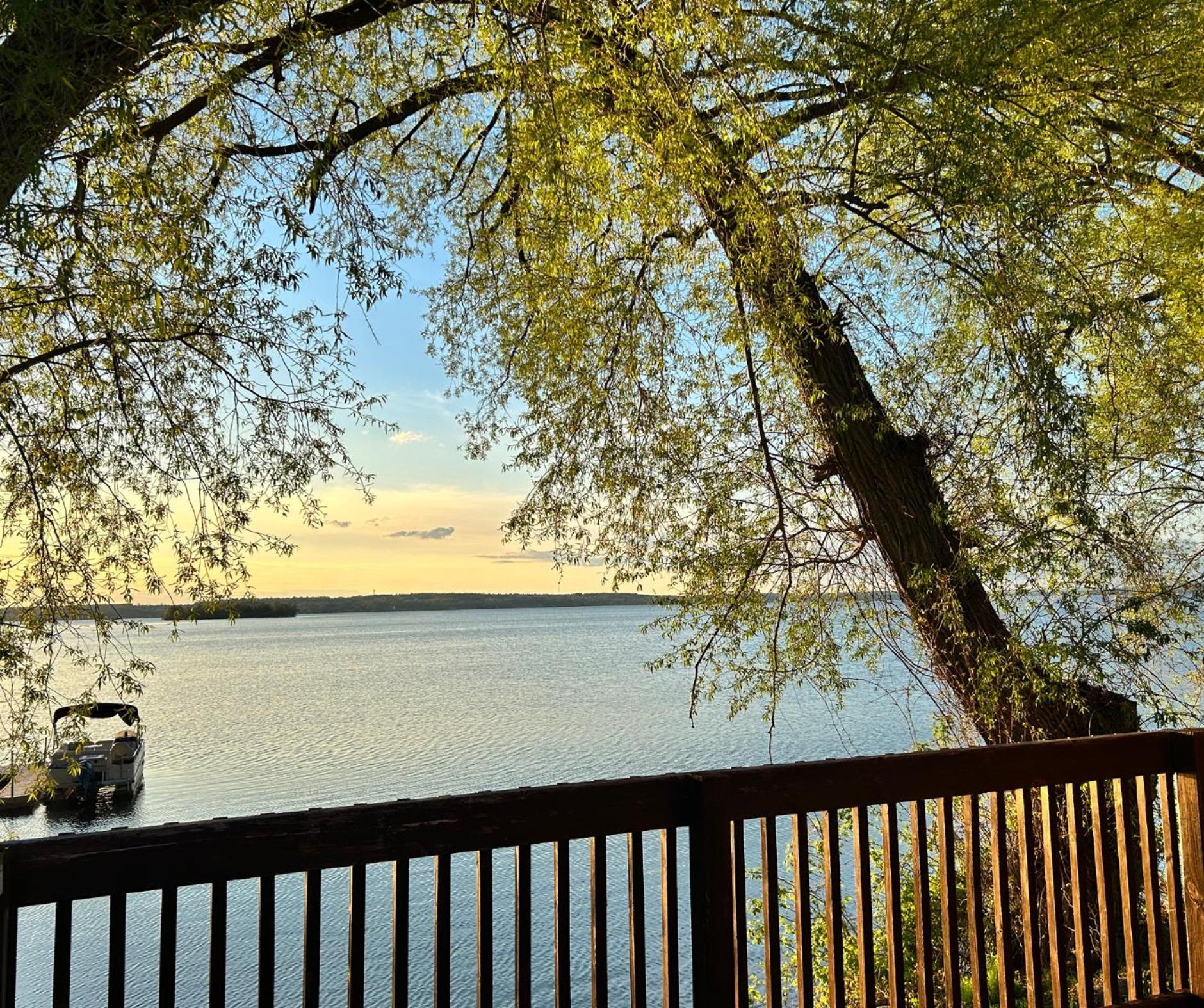 Sandy Shore Cottages Luxury Resort on Rice Lake