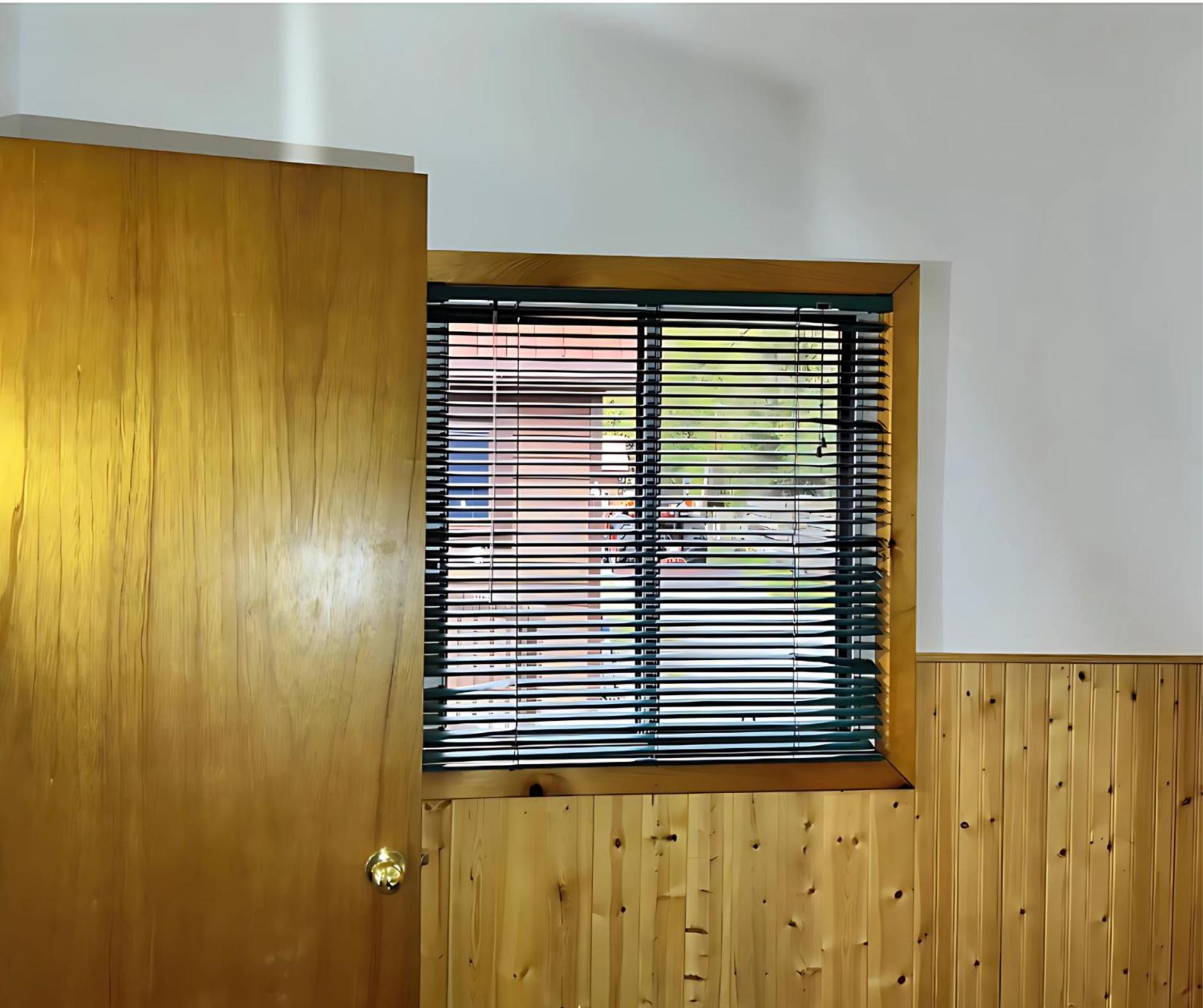 Sandy Shore Cottages Luxury Resort on Rice Lake