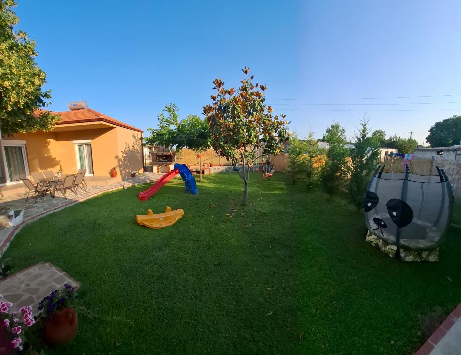 Christina Apartments