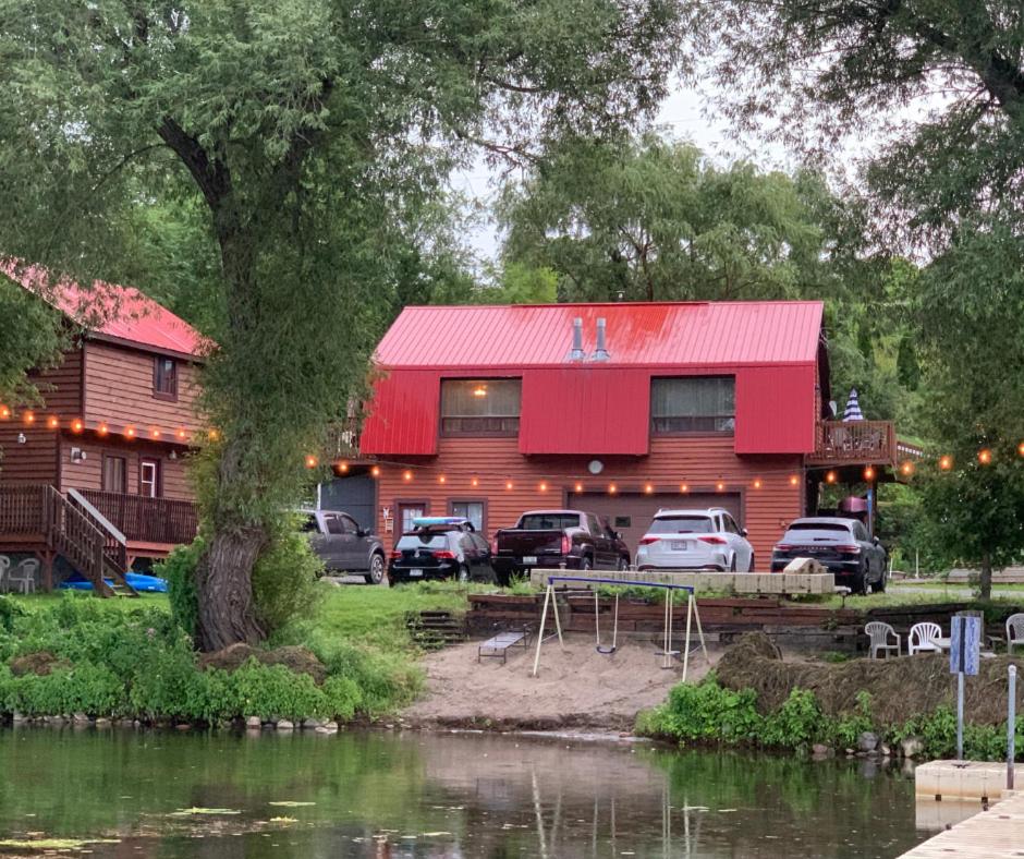 Sandy Shore Cottages Luxury Resort on Rice Lake