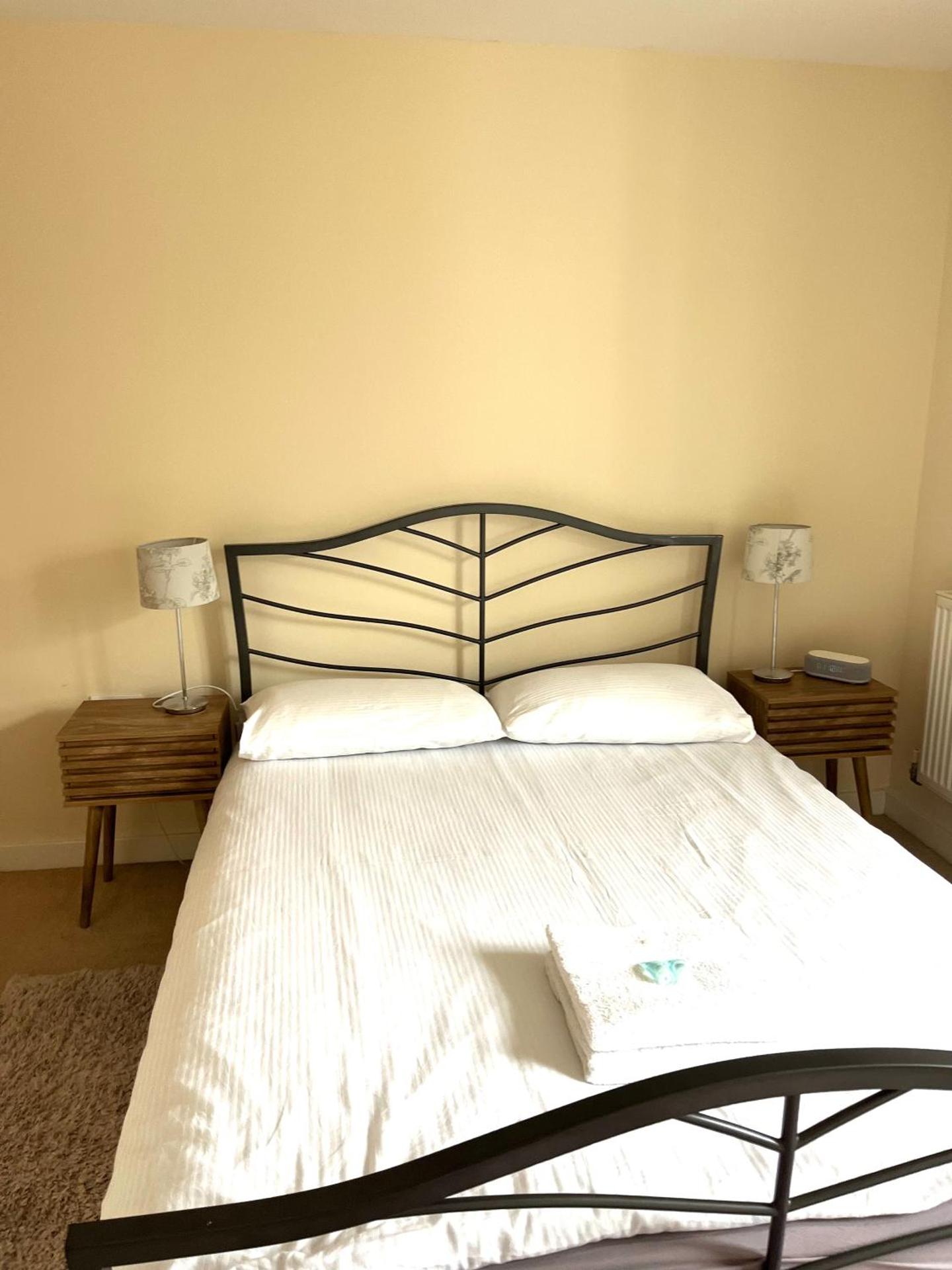 Spacious two bedrooms apartment for business and holiday