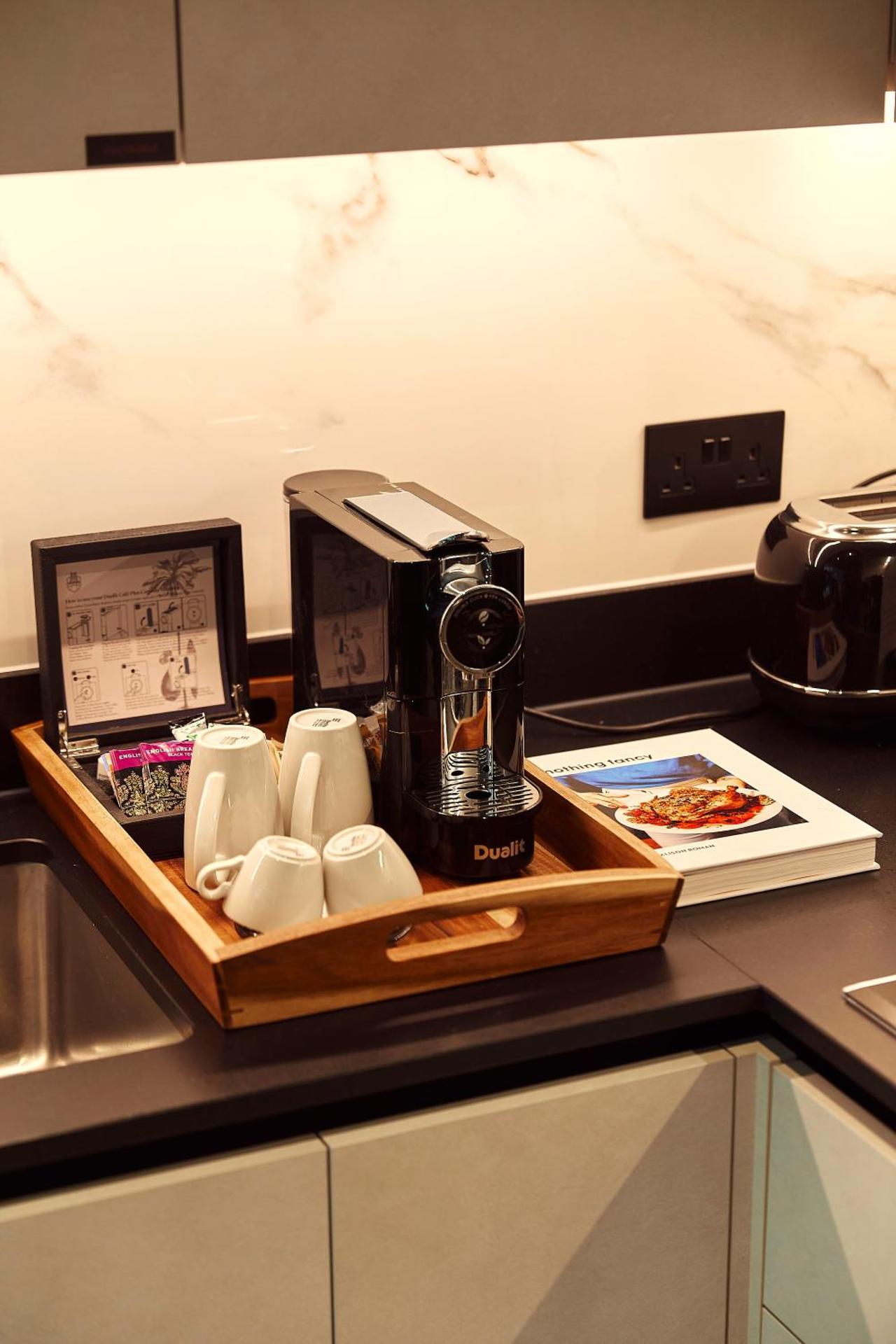 Coffee/tea facilities